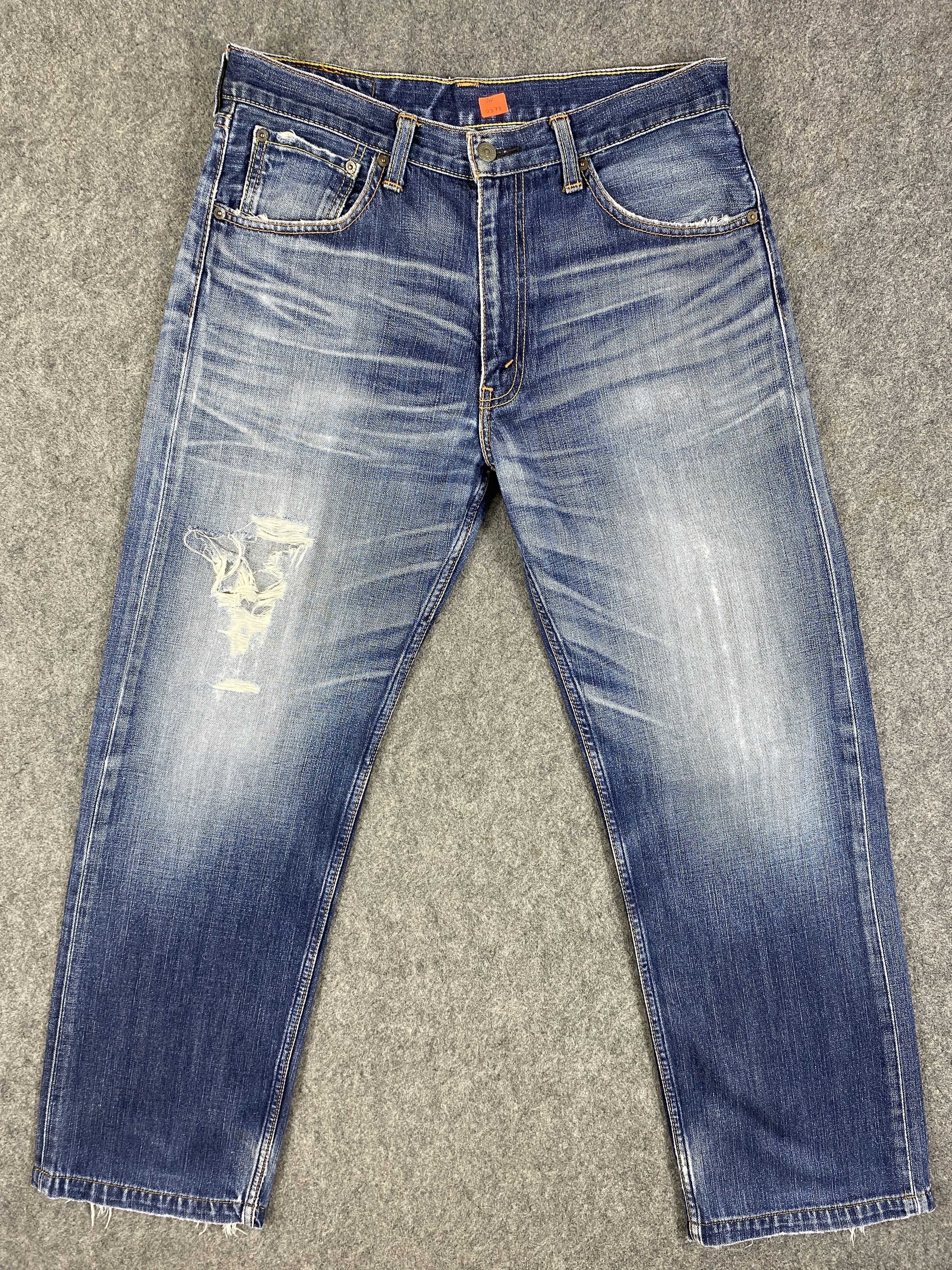 Distressed Blue Vintage Levi's 703 33x29.5 Denim -JN2373