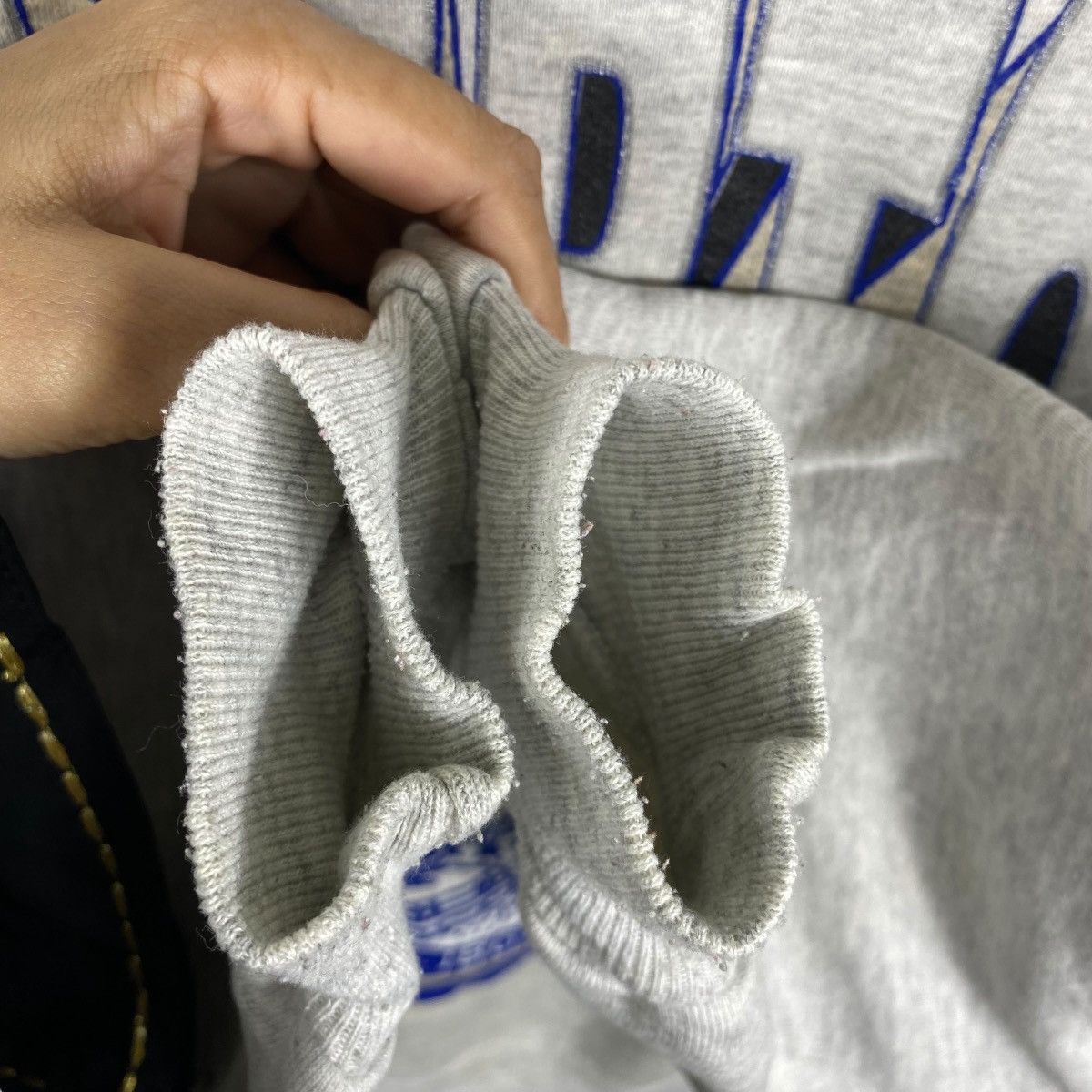 Russell Athletic Vintage 90's HAMPTON UNIVERSITY Graphic Crewneck Sweatshirt Size US L / EU 52-54 / 3 - 5 Thumbnail