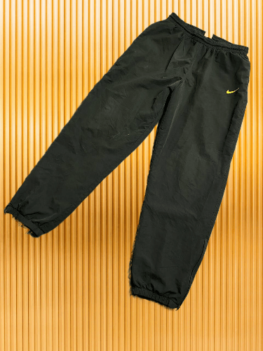 Nike 00s Vintage Nike Nylon Drill Pants Swoosh Logo Y2K Rare Size US 34 / EU 50 - 1 Thumbnail