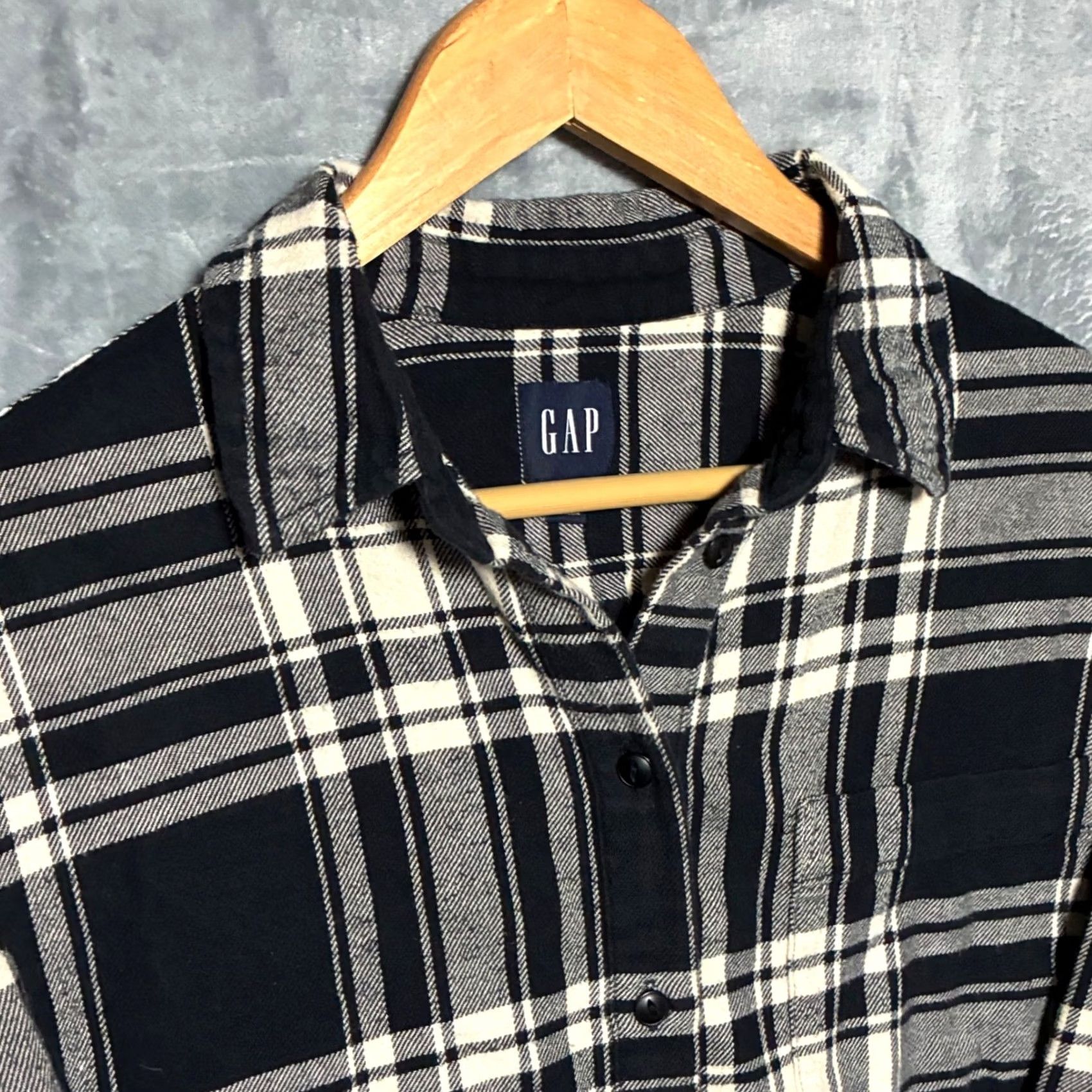 Gap GAP Black White Plaid Long Sleeve Button Down Flannel Oversized Shirt Women S Size S / US 4 / IT 40 - 3 Thumbnail