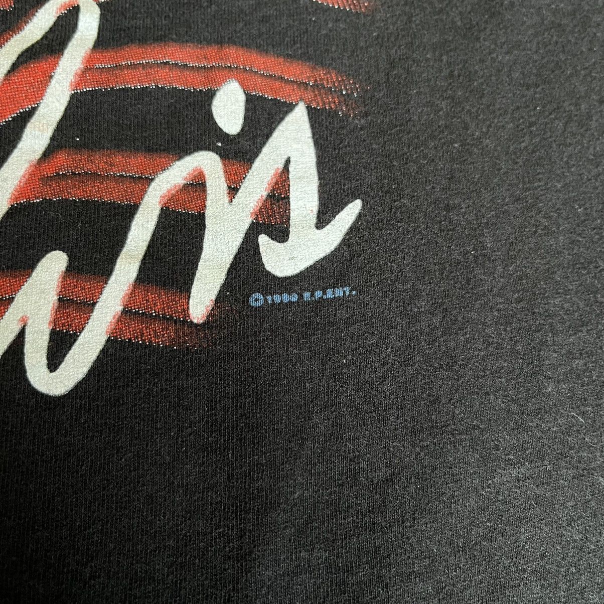 Band Tees × Vintage Vintage 1990s Elvis Presley Winterland Portrait Graphic Tee Size US L / EU 52-54 / 3 - 5 Thumbnail