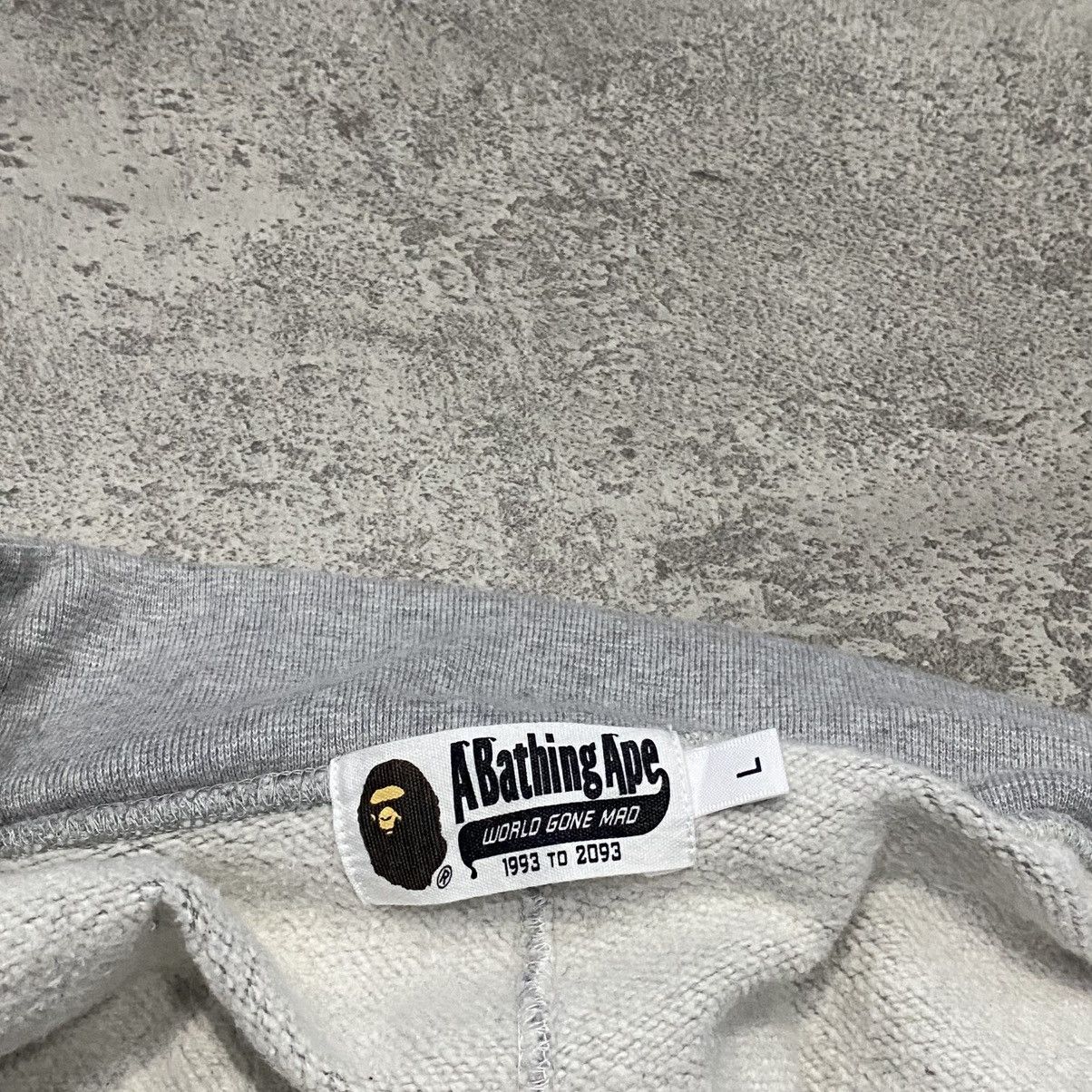 Bape × Kid Cudi Bape X Kid Cudi Grey Moon Man Joggers Size US 32 / EU 48 - 2 Thumbnail