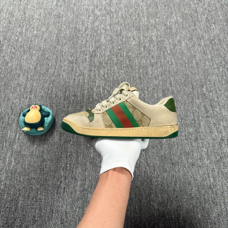 Gucci Gucci Green Enamel Sneakers for Women-2505 Size US 6 / IT 36 - 8 Thumbnail