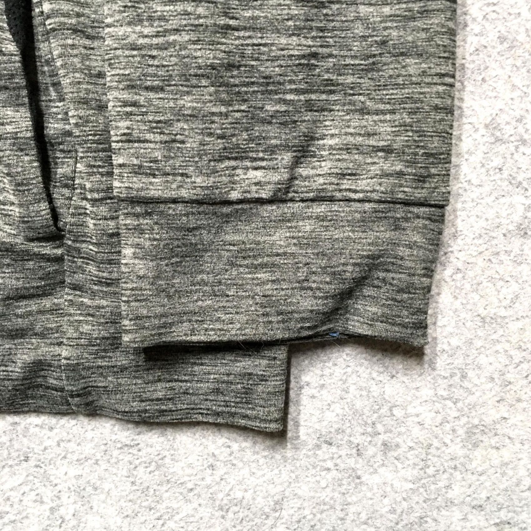 Nike Nike Hoodie Mens 3XL Gray Dri-FIT 1/4 Zip Lightweight Pullover Shirt Size US XXL / EU 58 / 5 - 2 Thumbnail