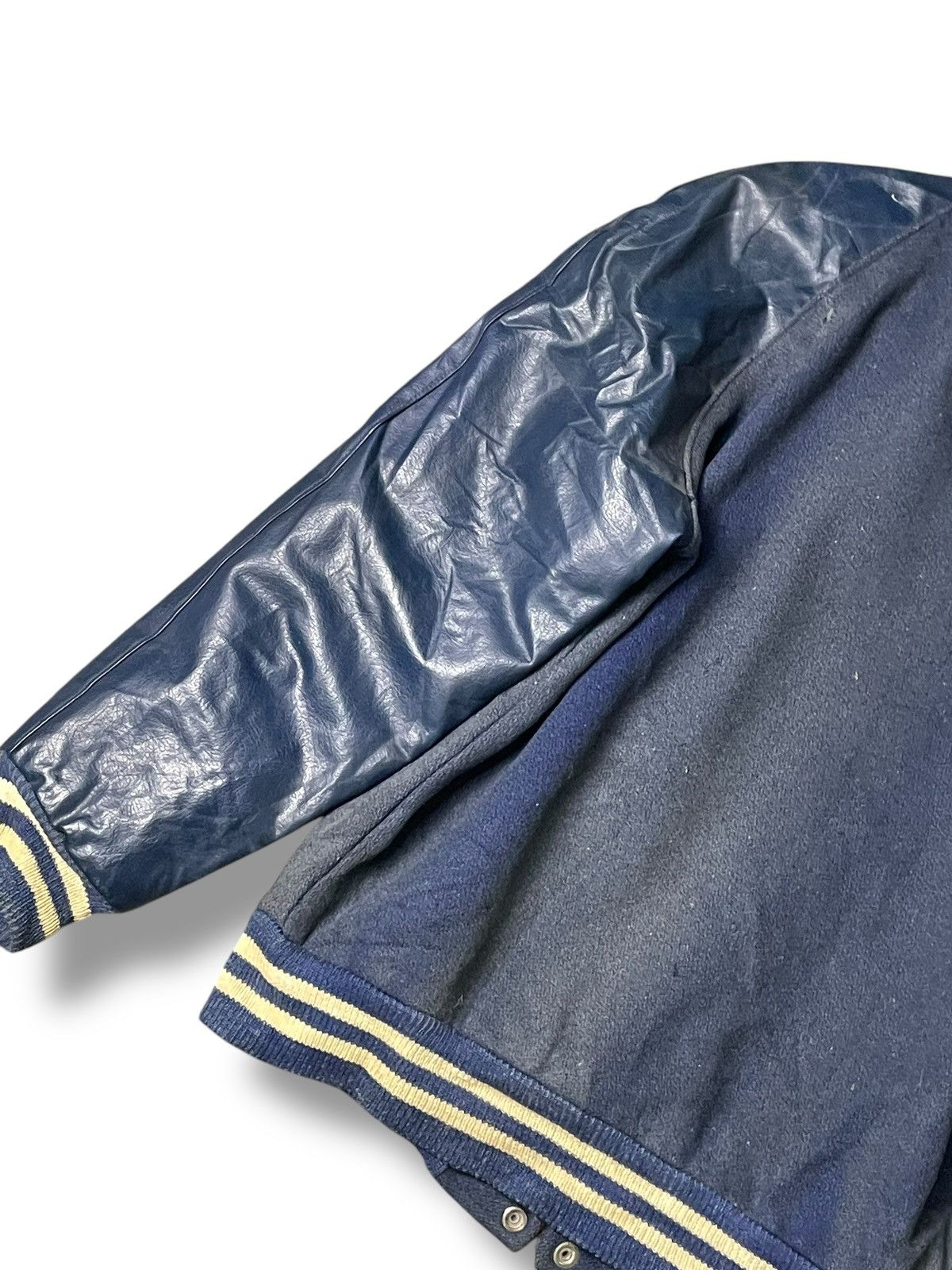 Howe × Japanese Brand × Vintage Vintage HOWE Athletic Apparel Varsity Jacket (71) Size US XXS / EU 40 - 10 Thumbnail