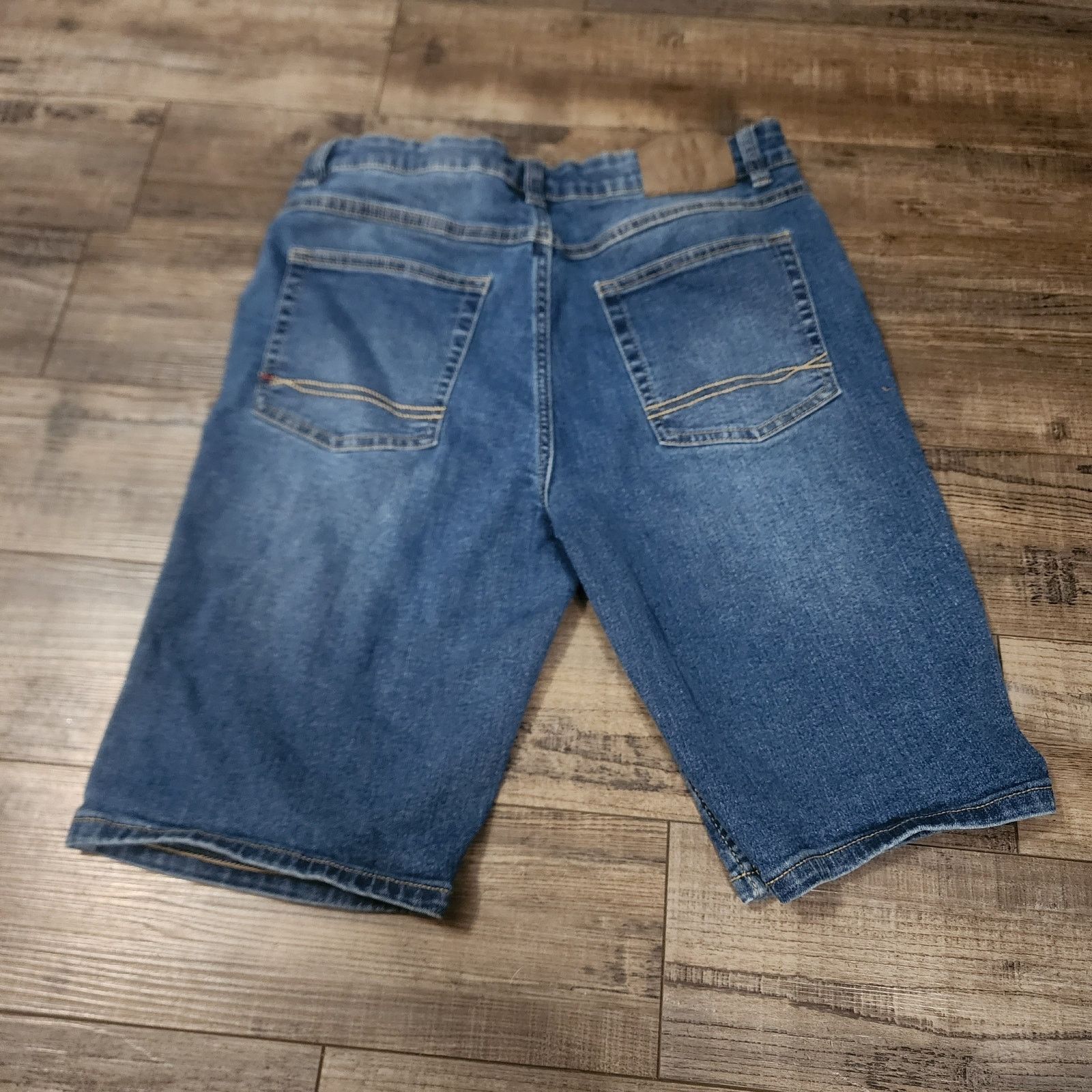 Tommy Hilfiger Tommy Hilfiger Y2K VTG denim shorts patches Size 18 2316 Size US 28 / EU 44 - 5 Thumbnail