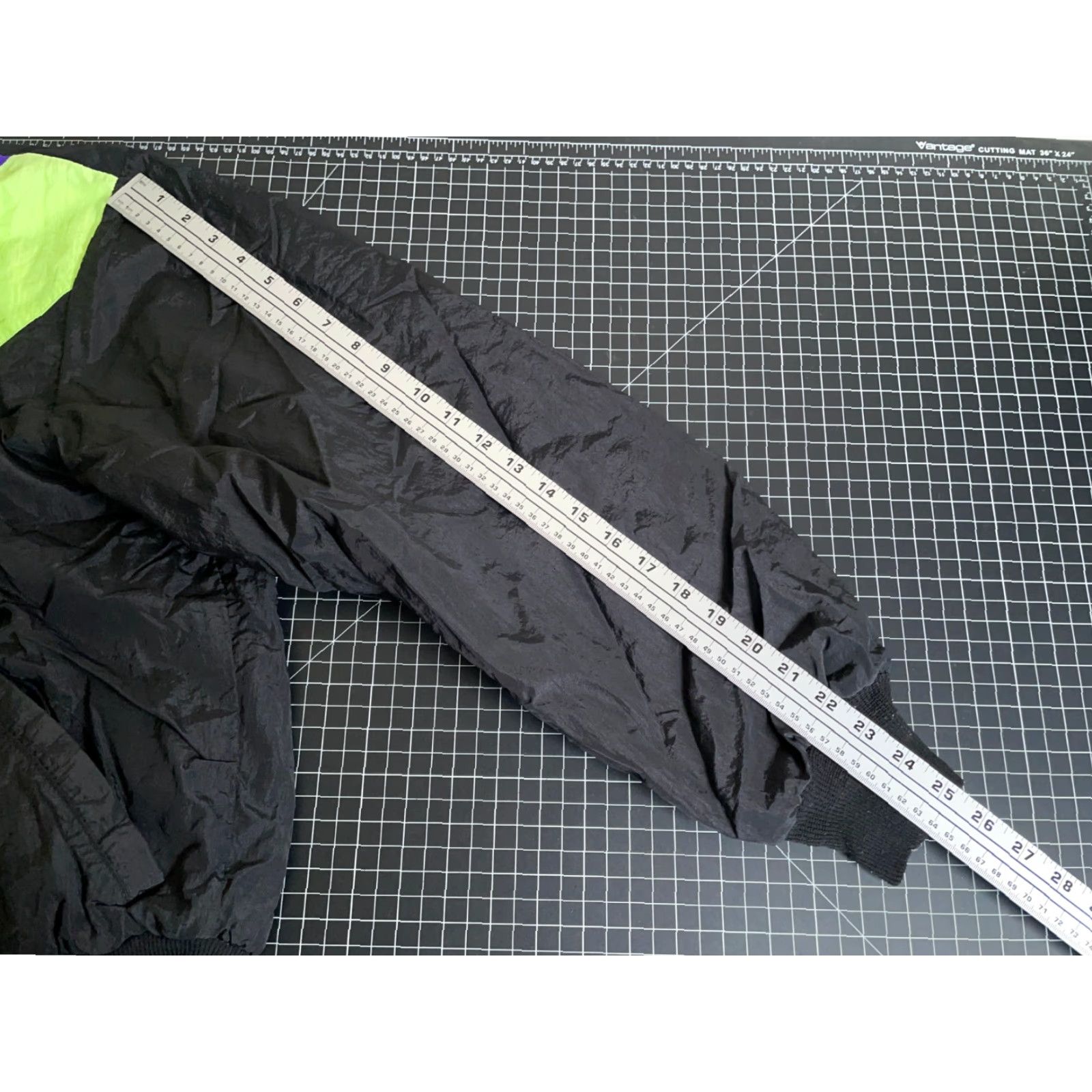 Vintage VTG Arctic Cat Zip Up Top Cat Jacket Adult Large Black Purple Neon Green 90s (Search-Friendly Rearranged Title) Size US L / EU 52-54 / 3 - 7 Thumbnail