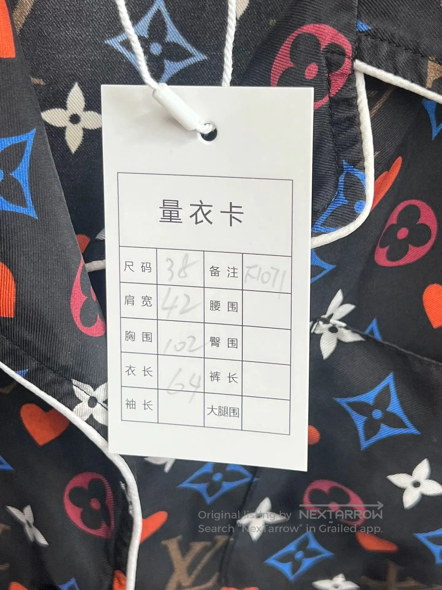 Louis Vuitton LV Monogram Silk Shirt Size 38. Size S / US 4 / IT 40 - 5 Thumbnail