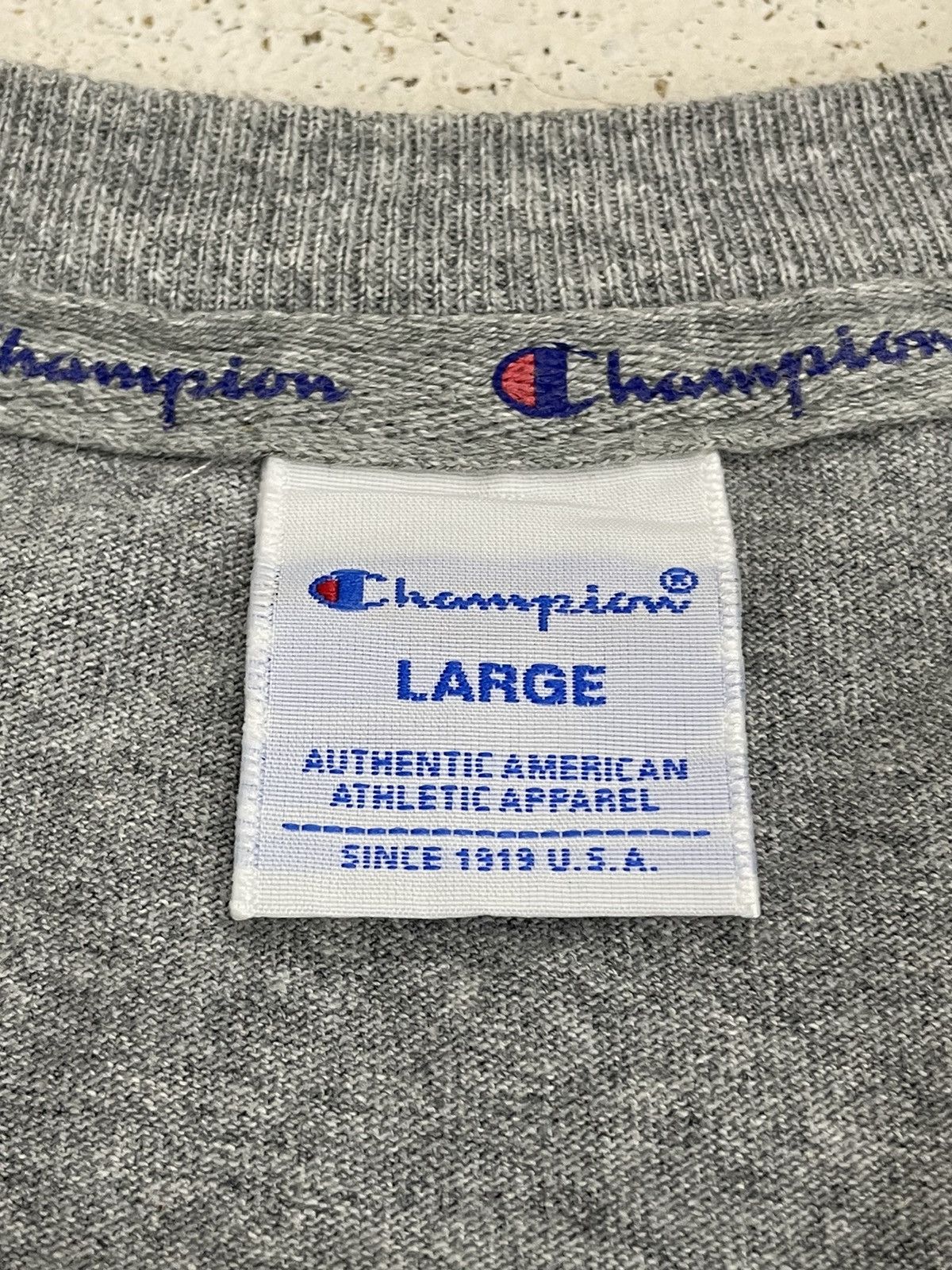 Champion Champion Color Embroidery Details Arm Logo Size US L / EU 52-54 / 3 - 10 Thumbnail