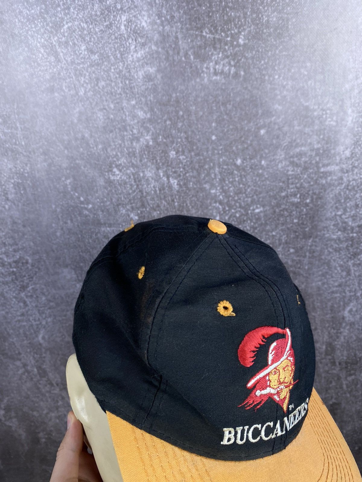 Logo 7 × NFL × Vintage Vintage Logo 7 Buccaneers Tampa Bay Size ONE SIZE - 7 Thumbnail