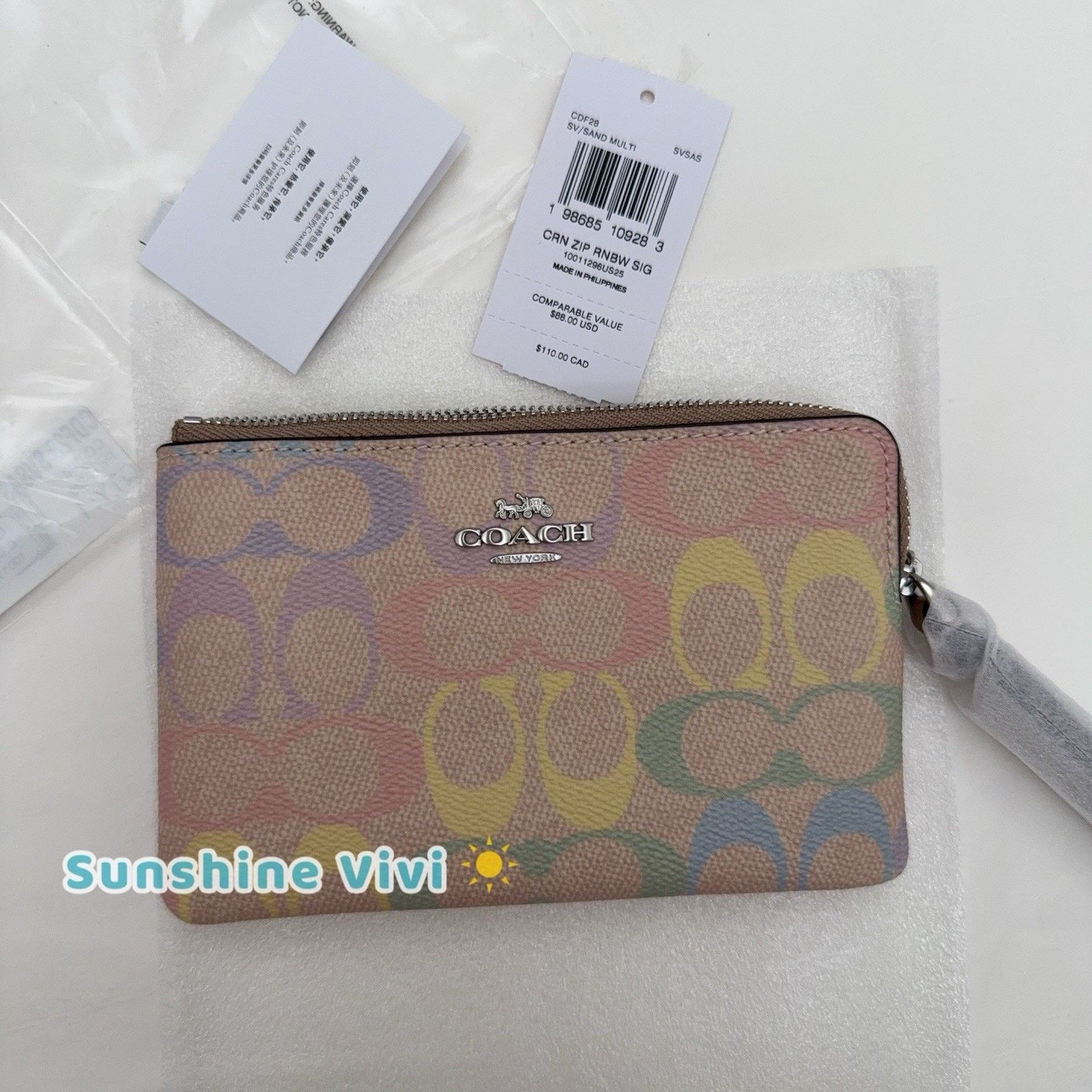 Coach NWT Coach Corner Zip Wristlet Rainbow Canvas/Sand CDF28 Size ONE SIZE - 1 Thumbnail