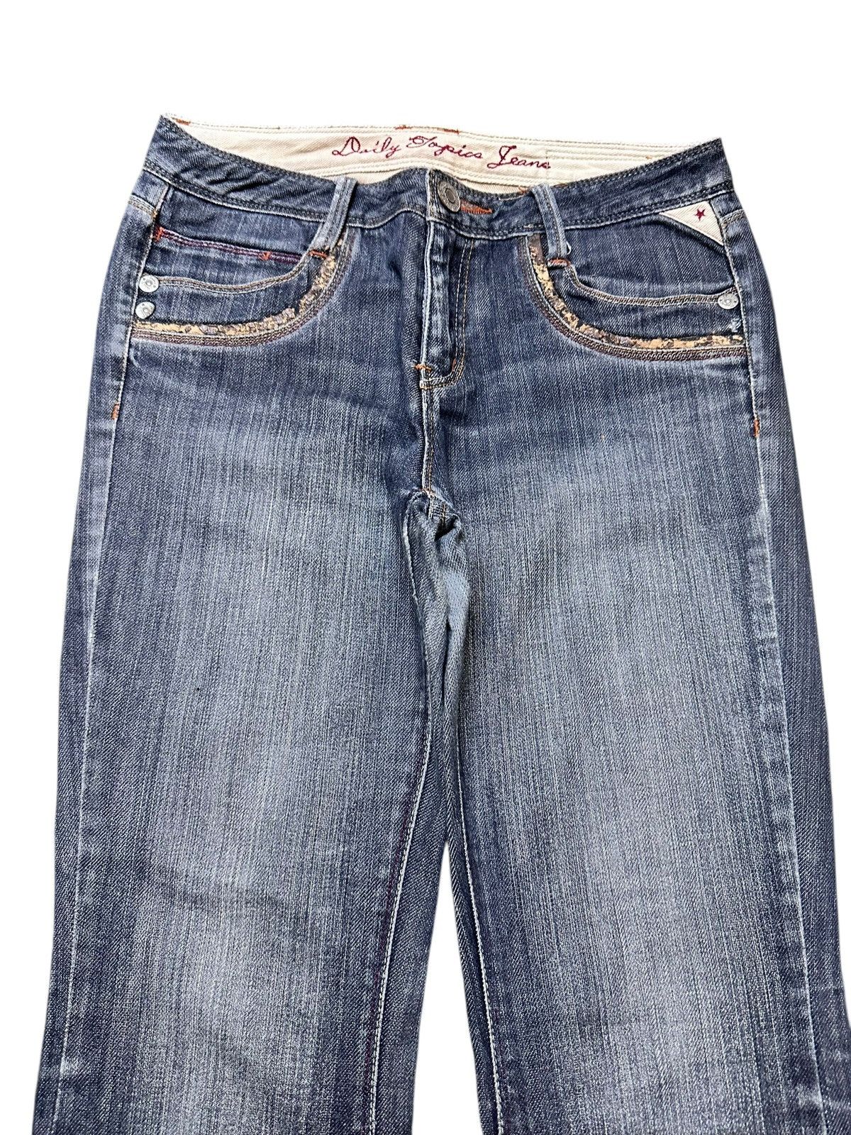Japanese Brand DJ Jeans With Wideleg Bootcut Style and Faded Wash Size US 28 / EU 44 - 3 Thumbnail