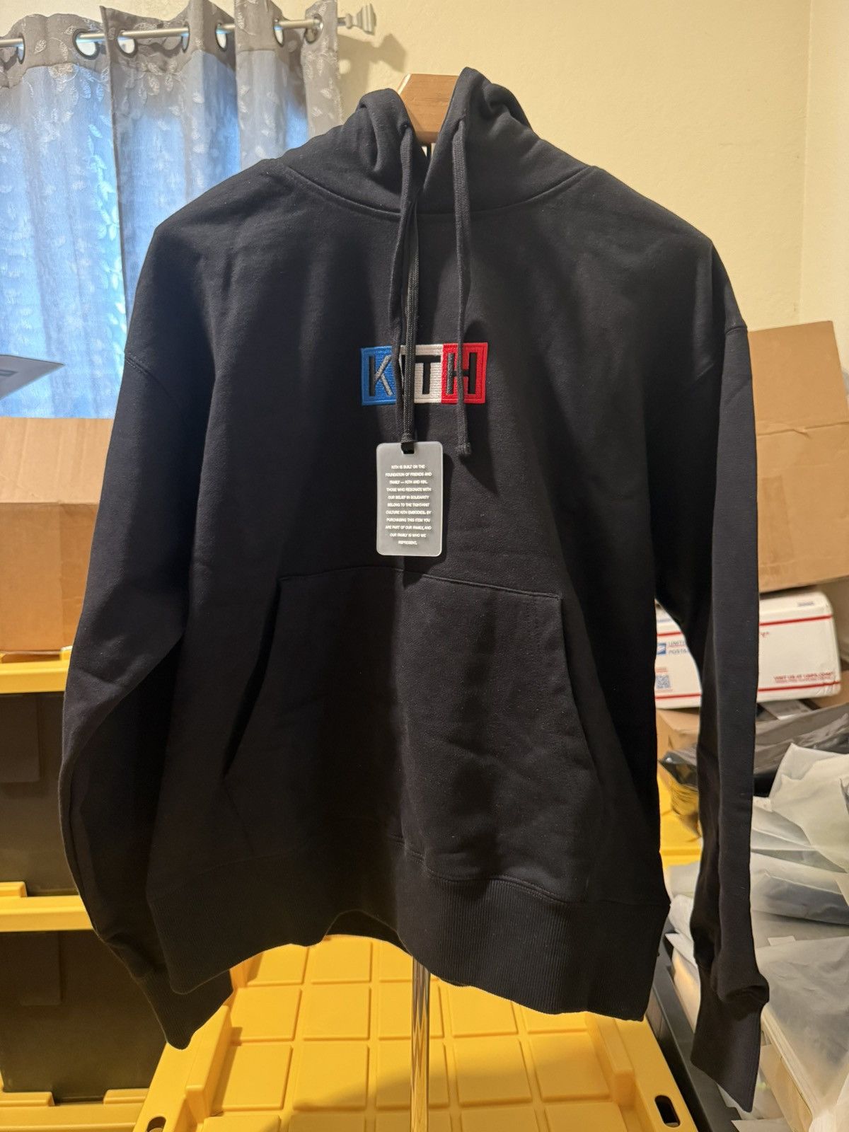 トップス kith Paris Classic Logo Hoodie L Kith Classic Logo Hoodie - Black | Editorialist