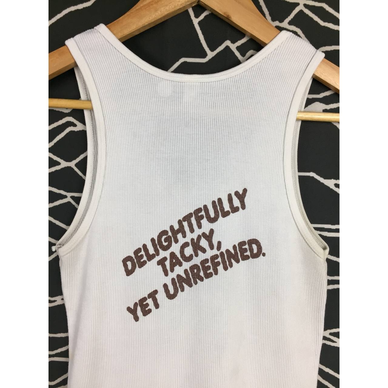 Vintage Distressed Hooters Sacramento Waitress Costume Tank Top Tee Size L / US 10 / IT 46 - 12 Thumbnail