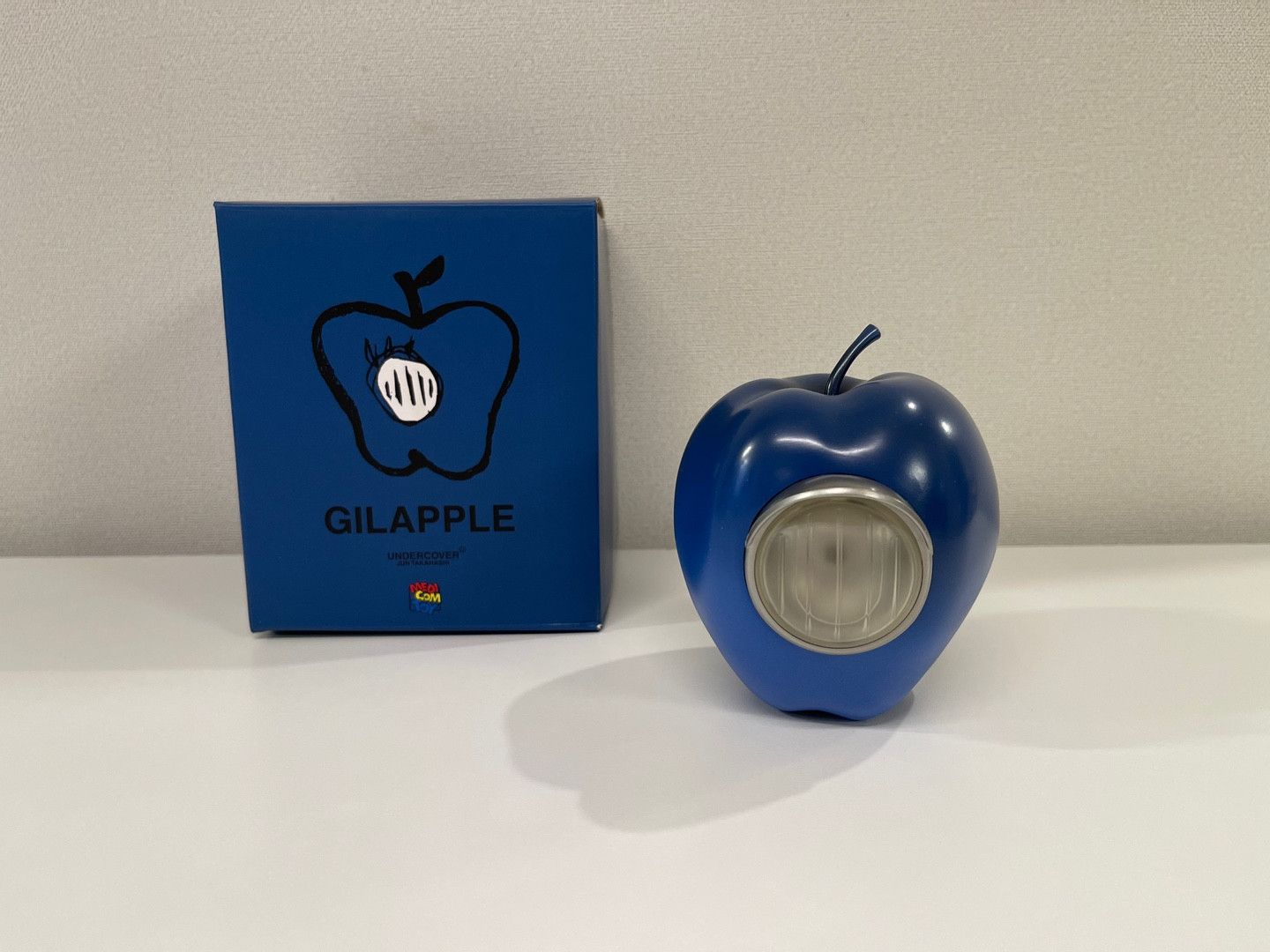 Medicom Toy × Undercover UNDERCOVER GILAPPLE LIGHT Limited Edition 