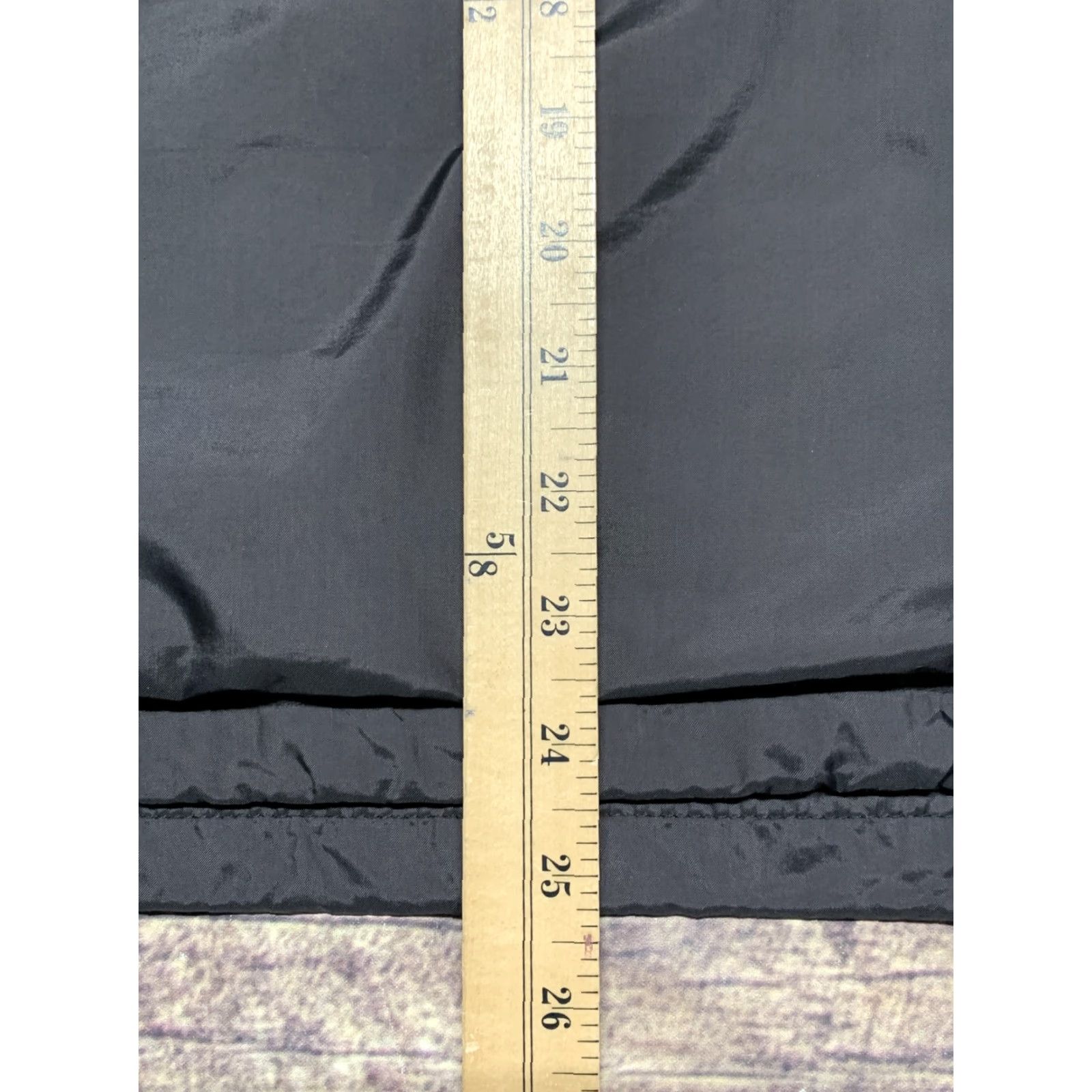 Holloway Holloway Pullover Jacket V-Neck Size Medium Black 2 Pockets Front Logo Jacket/Coat Length Short Mens Size US M / EU 48-50 / 2 - 7 Thumbnail