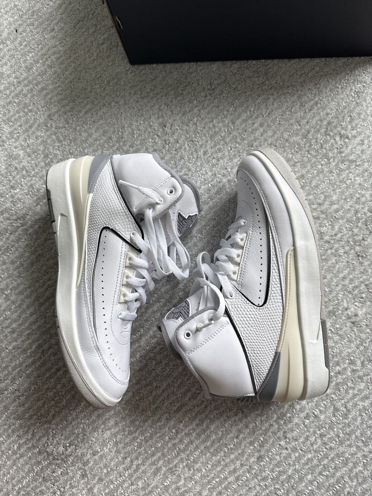 Jordan Brand air jordan 2 retro Size US 7 / EU 40 - 3 Thumbnail