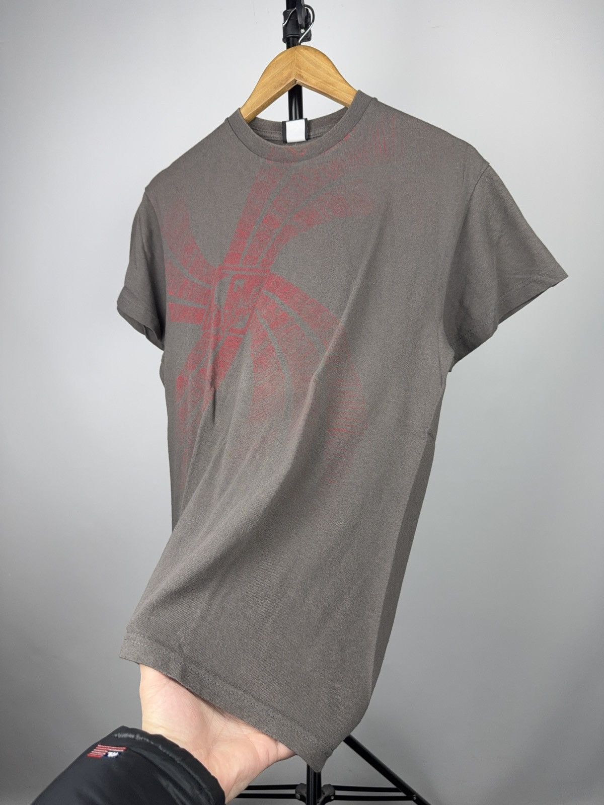 Quiksilver Faded Quiksilver Y2K Big Logo Graphic Tee Vintage Surf Skate Size US M / EU 48-50 / 2 - 2 Thumbnail