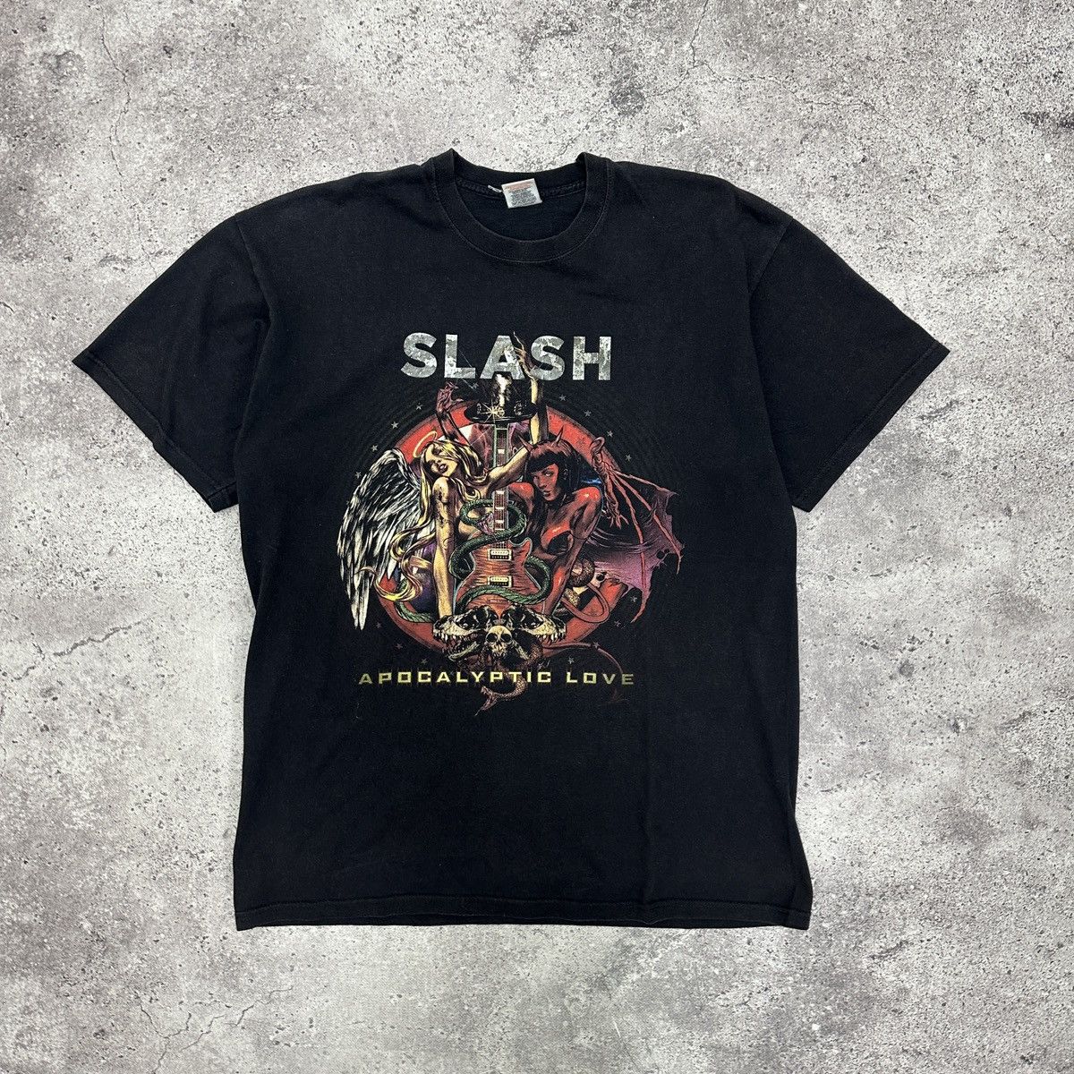 Band Tees Vintage 00s Slash Apocalyptic Love tour tee 2012 rock y2k og Size US L / EU 52-54 / 3 - 1 Thumbnail