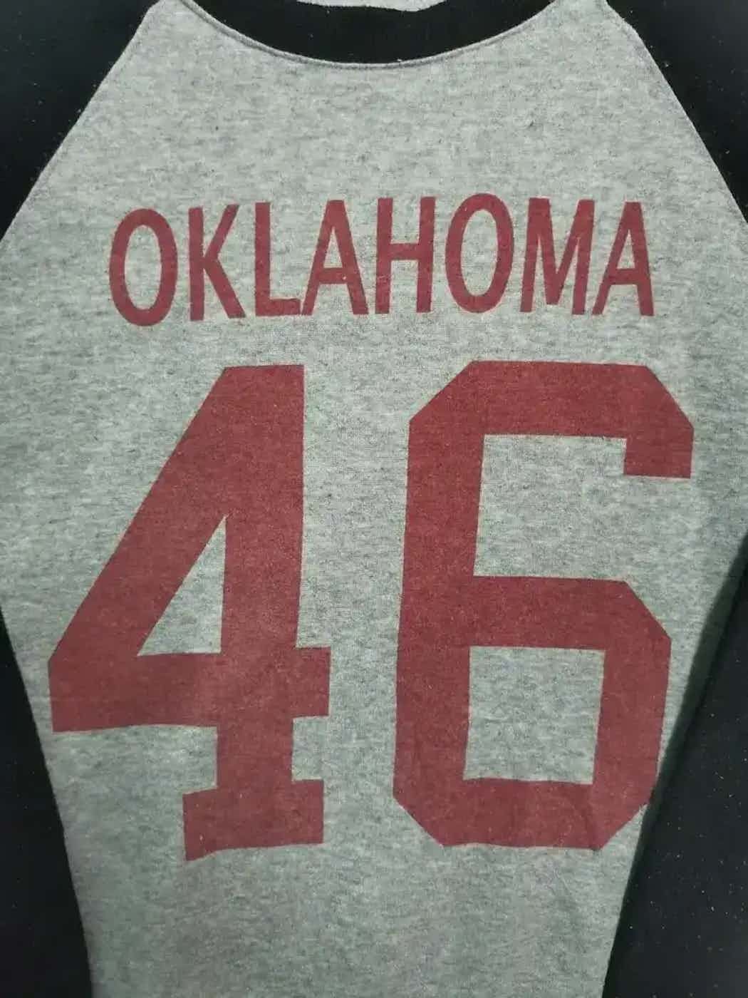 Japanese Brand Vintage Oklahoma 46 Big Logo Sweatshirt Size US M / EU 48-50 / 2 - 2 Thumbnail