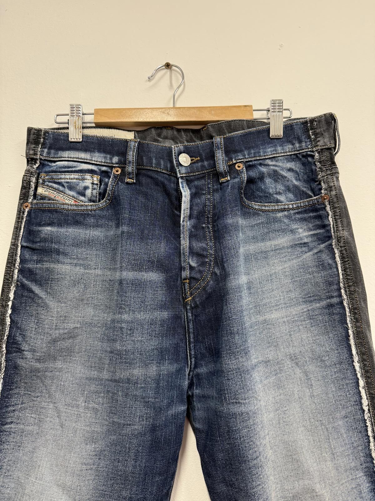 Diesel Diesel Men's Two-Tone Slim Fit Jeans Size US 30 / EU 46 - 3 Thumbnail