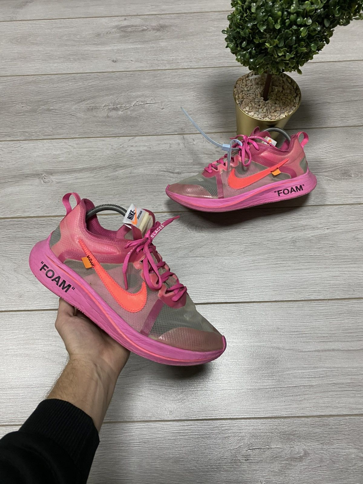 Nike × Off-White Nike Zoom Fly Off-White Pink Foam Size US 10.5 / EU 43-44 - 1 Thumbnail
