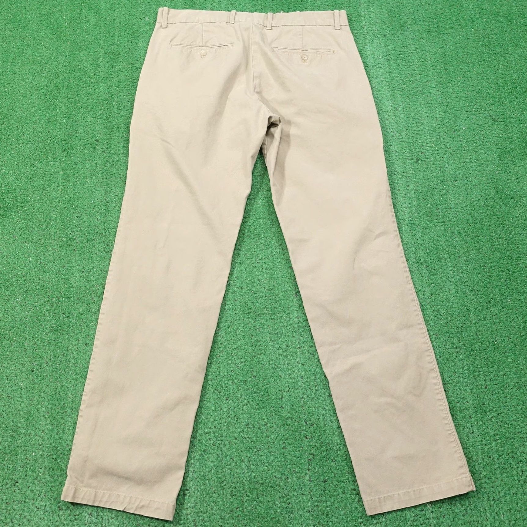 Gap Gap Mens Chino Pants 31x32 Beige Straight Flat Front 100% Cotton Casual Pockets Size US 31 - 4 Thumbnail