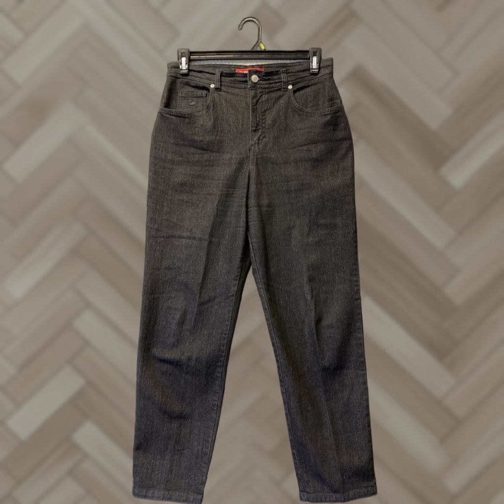 Gloria Vanderbilt VINTAGE Gloria Vanderbilt Jeans Women’s Size 12 Straight Leg Black Cotton 32 Inseam 32 Waist Mens? Size 34" / US 12 / IT 48 - 1 Thumbnail