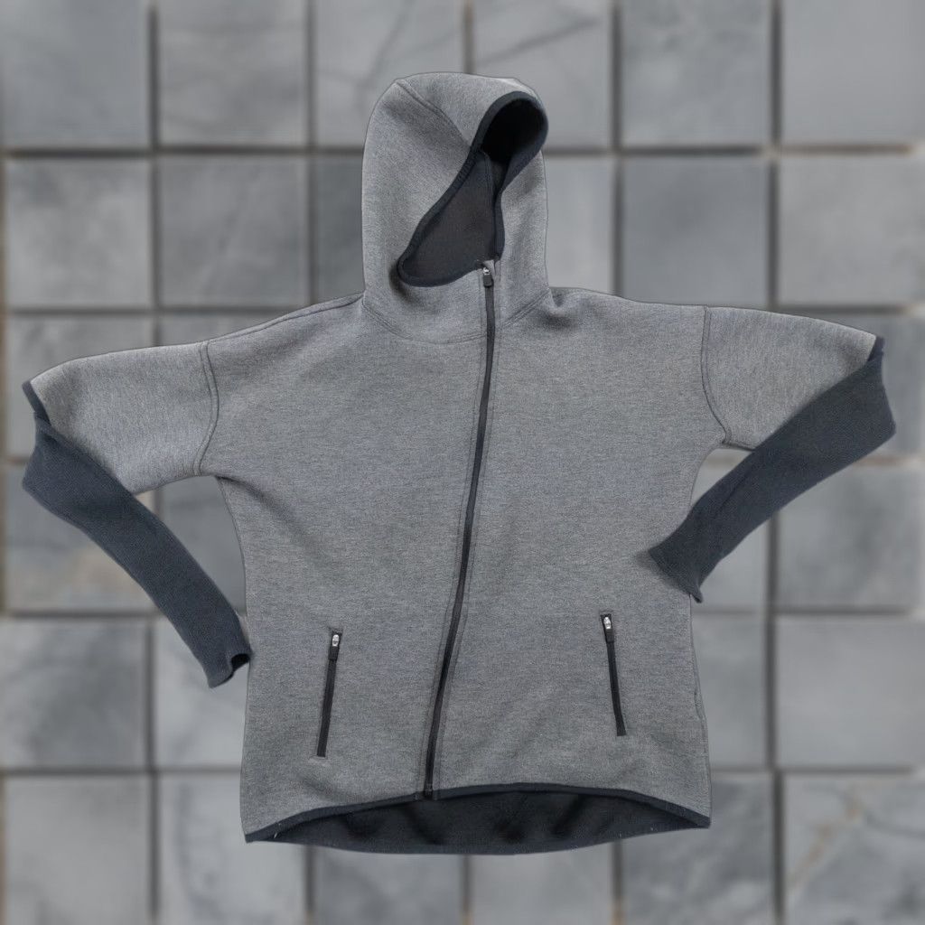 Abercrombie & Fitch Abercrombie & Fitch Women Sweater Hoodie Full Zip Asymmetrical Casual Jacket S Gray 90s? Size S / US 4 / IT 40 - 1 Thumbnail