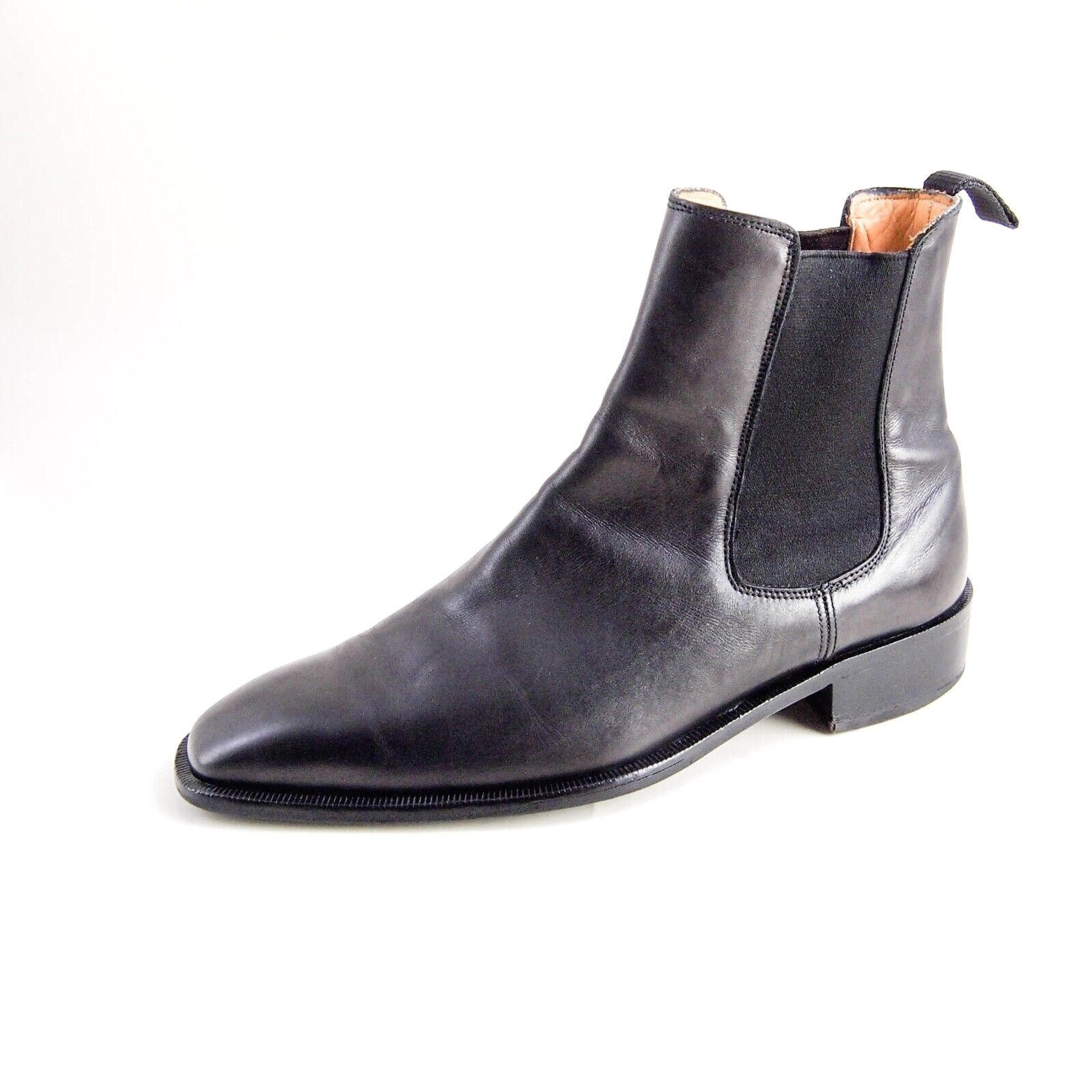 Valentino Valentino Garavani Chelsea Boots Black Leather US 8 EU 41 Size US 8 / EU 41 - 1 Thumbnail