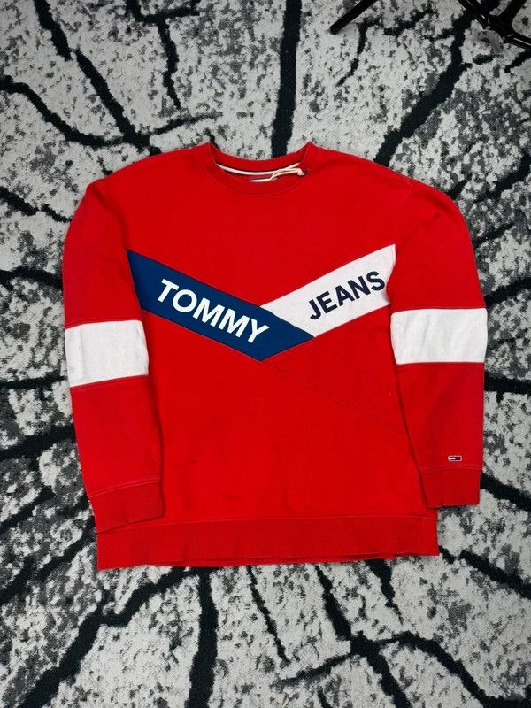 Tommy Hilfiger Tommy Hilfiger crewneck sweatshirt red white logo L Size US L / EU 52-54 / 3 - 1 Thumbnail