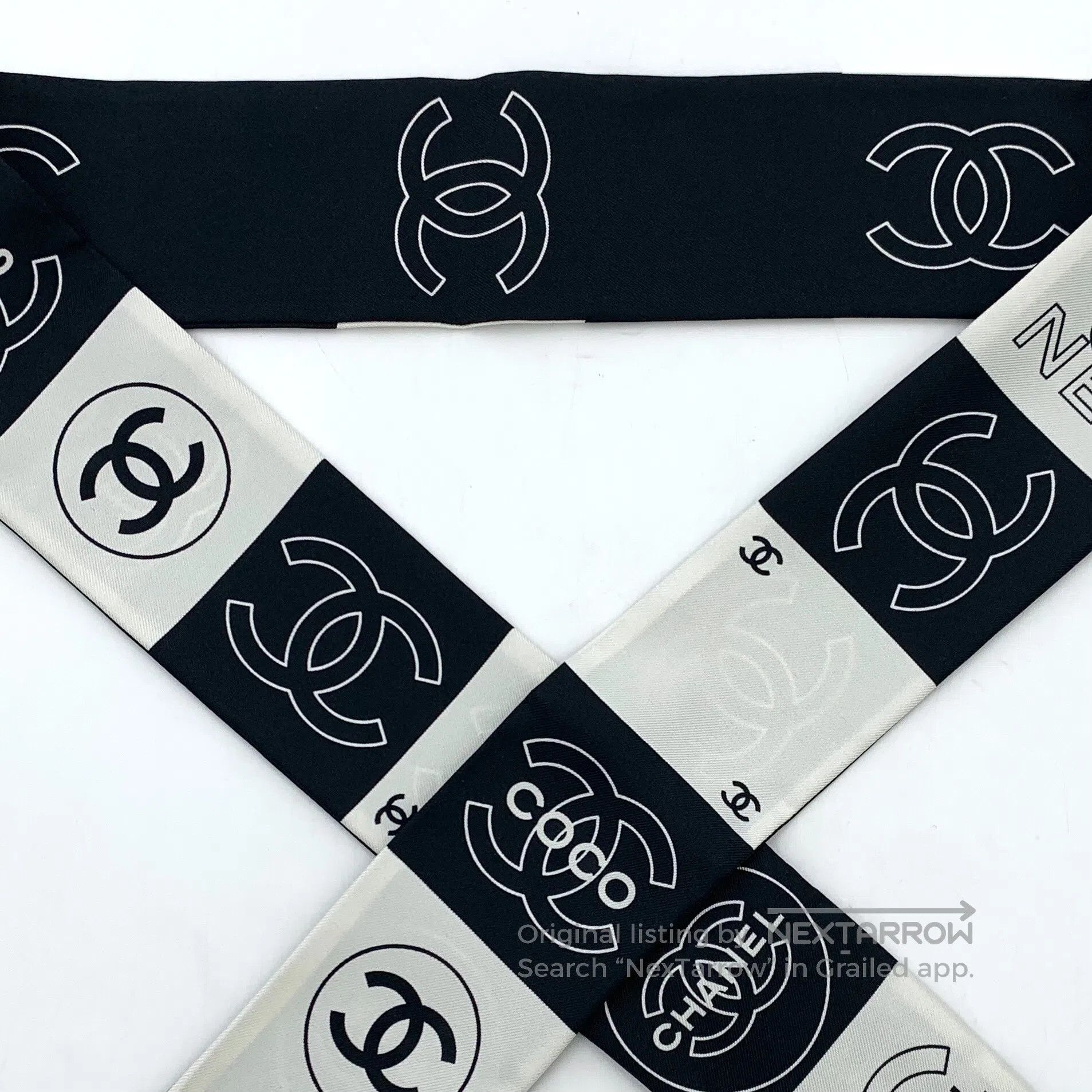 Chanel Chanel Black and White Color Blocked Double C Print Silk S Size ONE SIZE - 3 Thumbnail