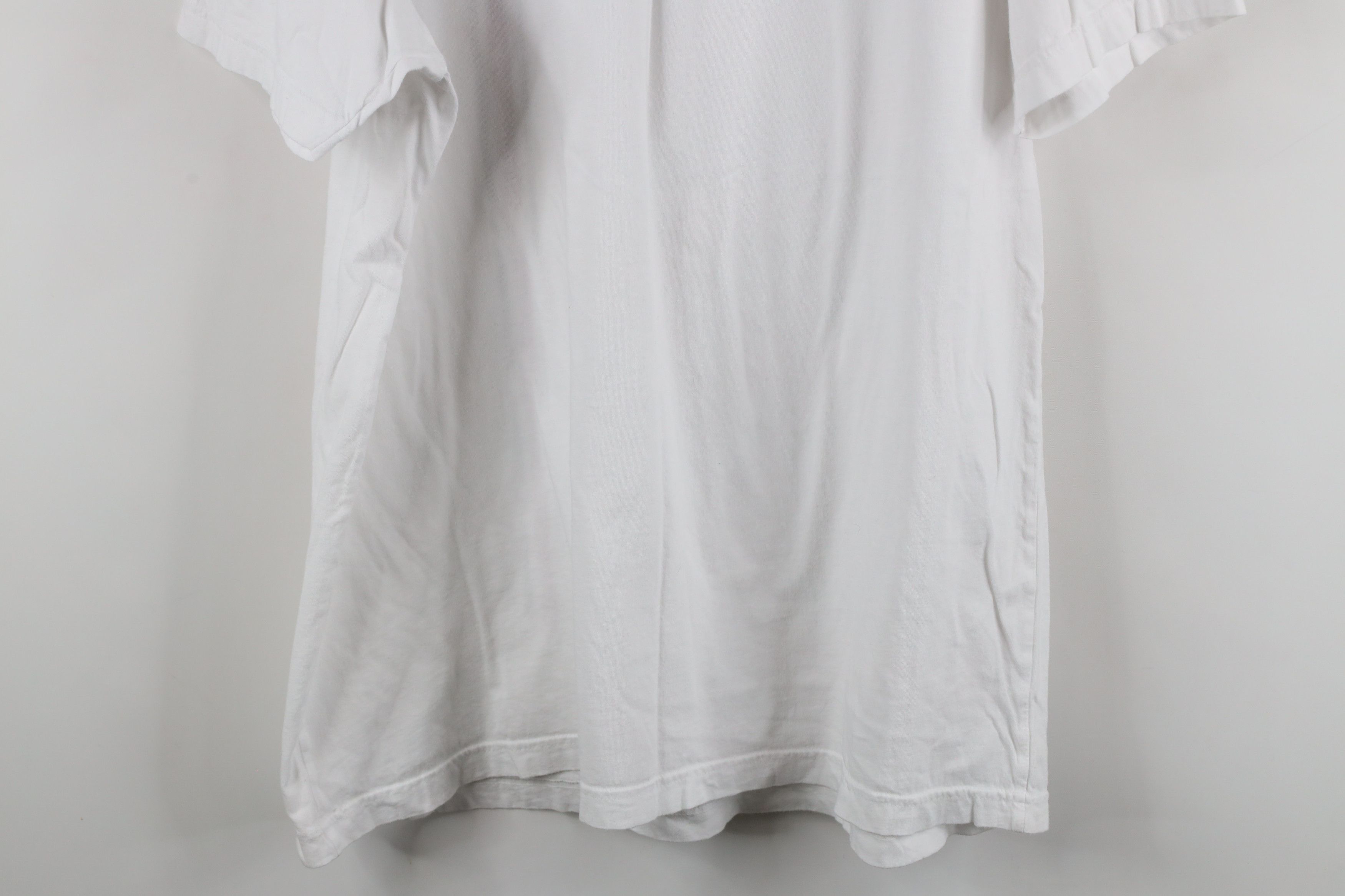 Vintage Y2K Cadillac Racing IMSA Short Sleeve T-Shirt White Cotton Size US XXL / EU 58 / 5 - 12 Thumbnail