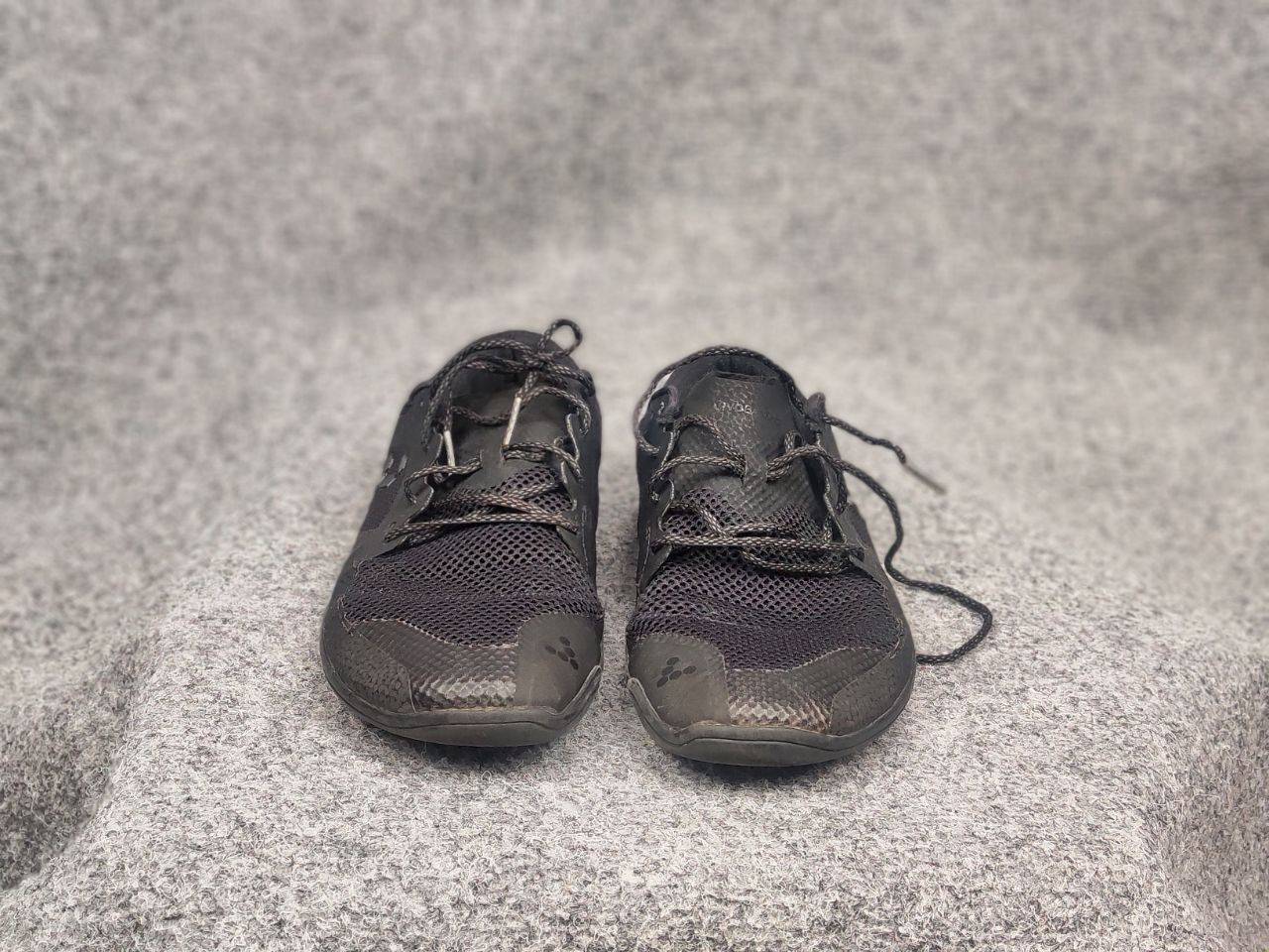 Vivobarefoot Vivobarefoot Primus Lite III Trail Logo Running Sneakers Size US 6 / EU 39 - 6 Thumbnail