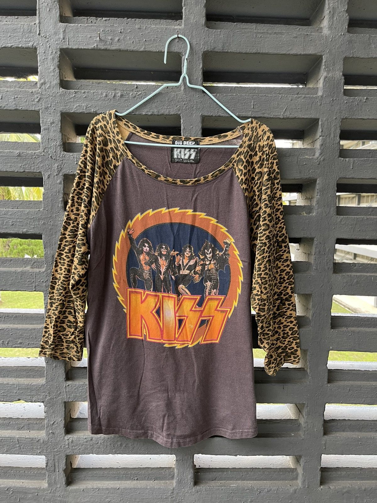 Band Tees × KISS × Vintage Kiss Band tees Leapord Raglan Rare Size US M / EU 48-50 / 2 - 1 Thumbnail