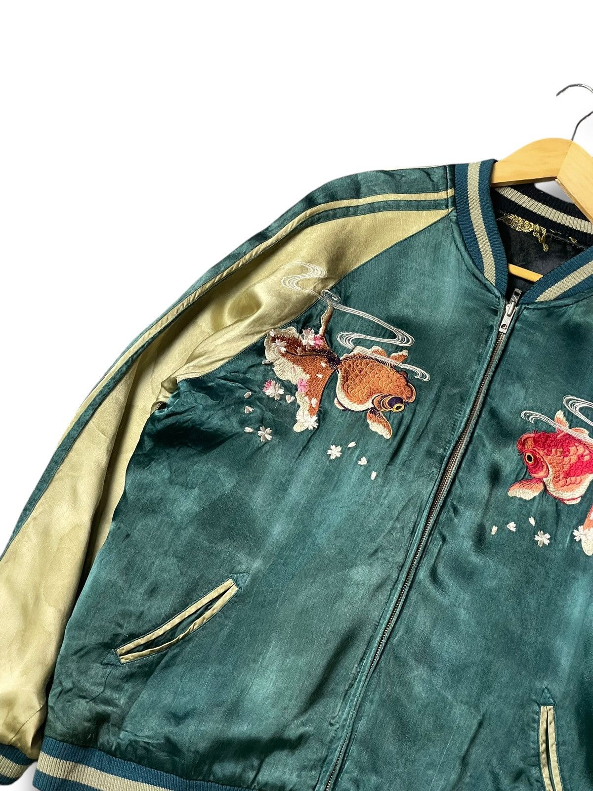 Vintage Japanese Classic Script Goldfish Embroidered Sukajan (105) Size US XL / EU 56 / 4 - 4 Thumbnail