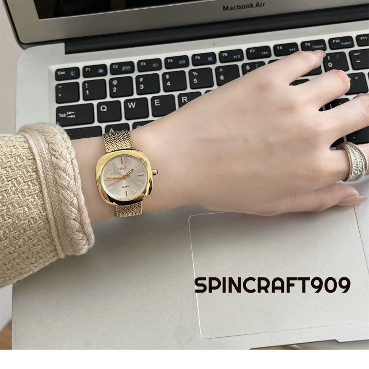 Jewelry Retro Vintage Gold Watch Size ONE SIZE - 2 Thumbnail