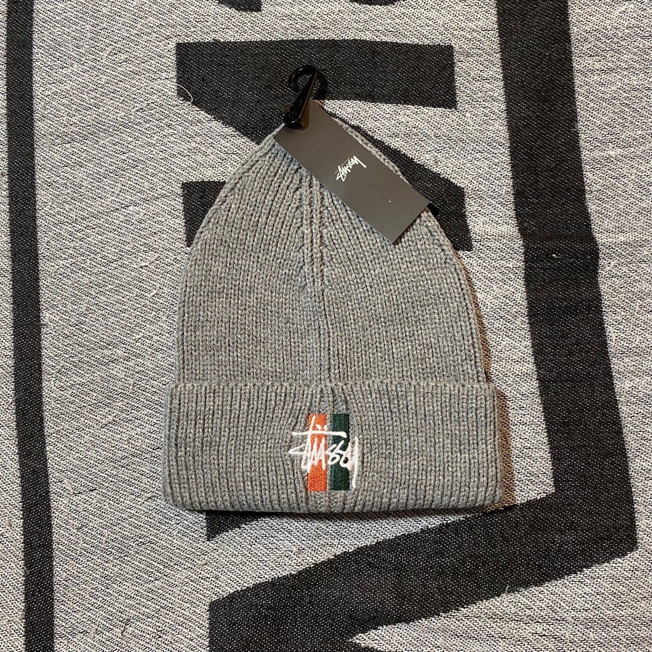 Stussy STUSSY BARS LOGO BEANIE HAT GREY Size ONE SIZE - 1 Thumbnail