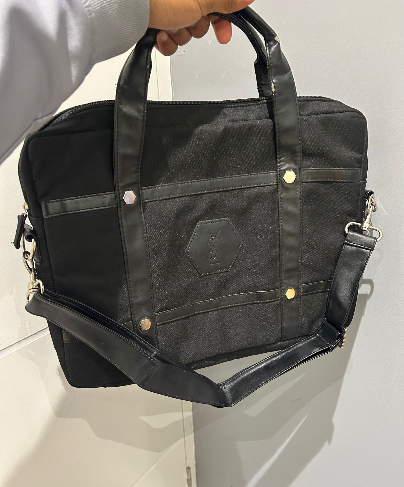 Yves Saint Laurent YSL Yves Saint Laurent Bag – Black Size ONE SIZE - 2 Thumbnail