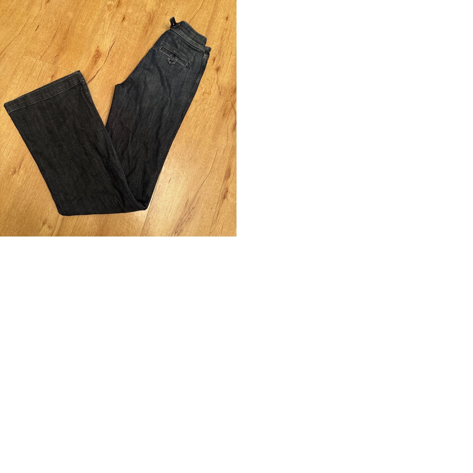 7 For All Mankind 7 For All Mankind Jeans Womens 26 Medium Wash Button Fly Flare Leg Denim Blue Regular 5-Pocket Design Womens Jeans Size 26" / US 2 / IT 38 - 9 Thumbnail