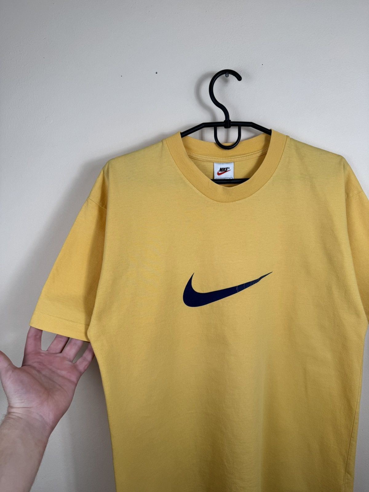 Nike Vintage Nike T shirt Centre Logo Peach Streetwear M Size US M / EU 48-50 / 2 - 7 Thumbnail