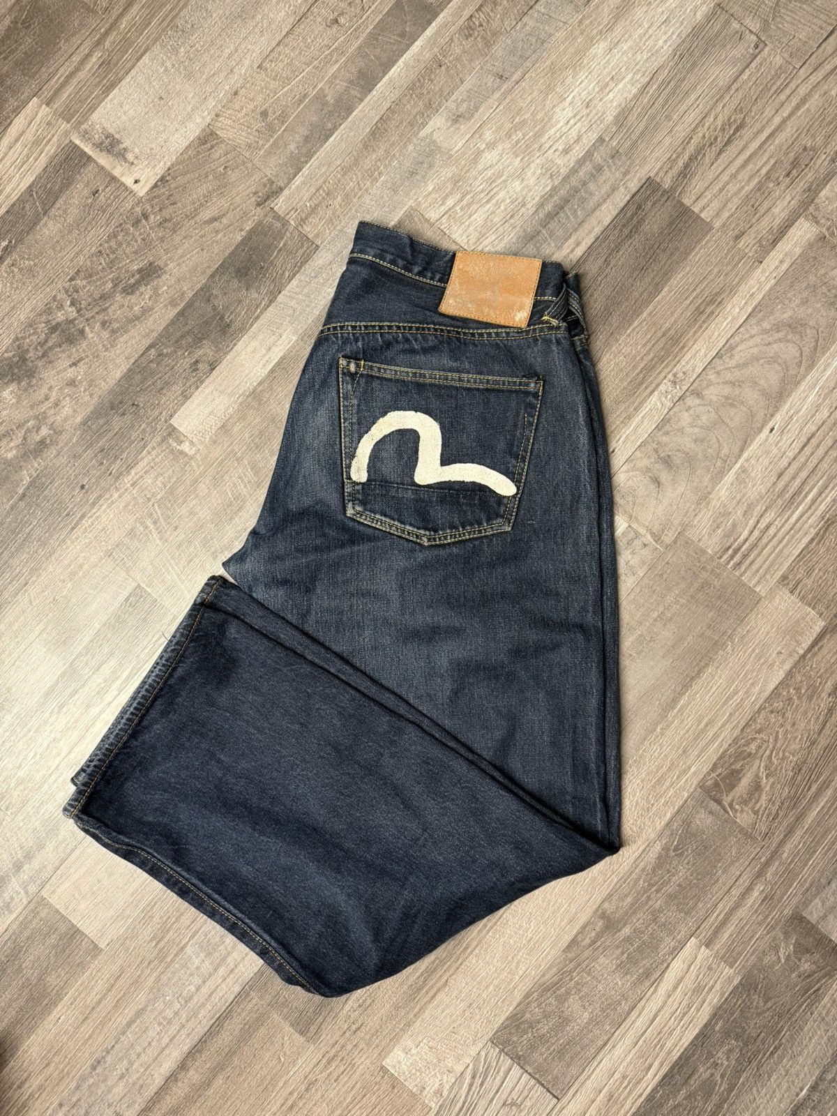 Evisu Jeans (32 wide fit)