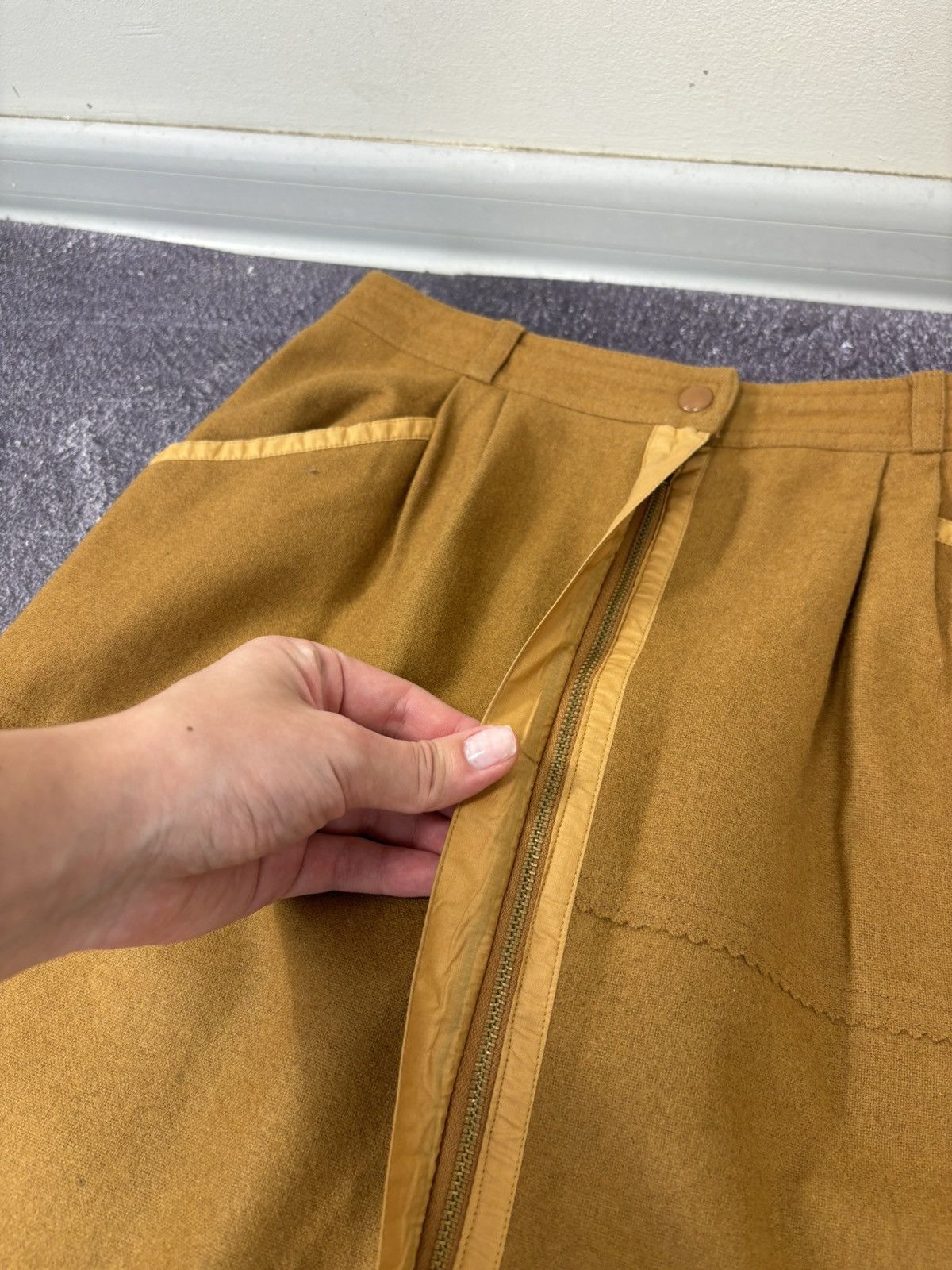Iceberg Vintage J.C. de Castelbajac Iceberg Rare Wool Flared Skirt Size 30" / US 8 / IT 44 - 6 Thumbnail