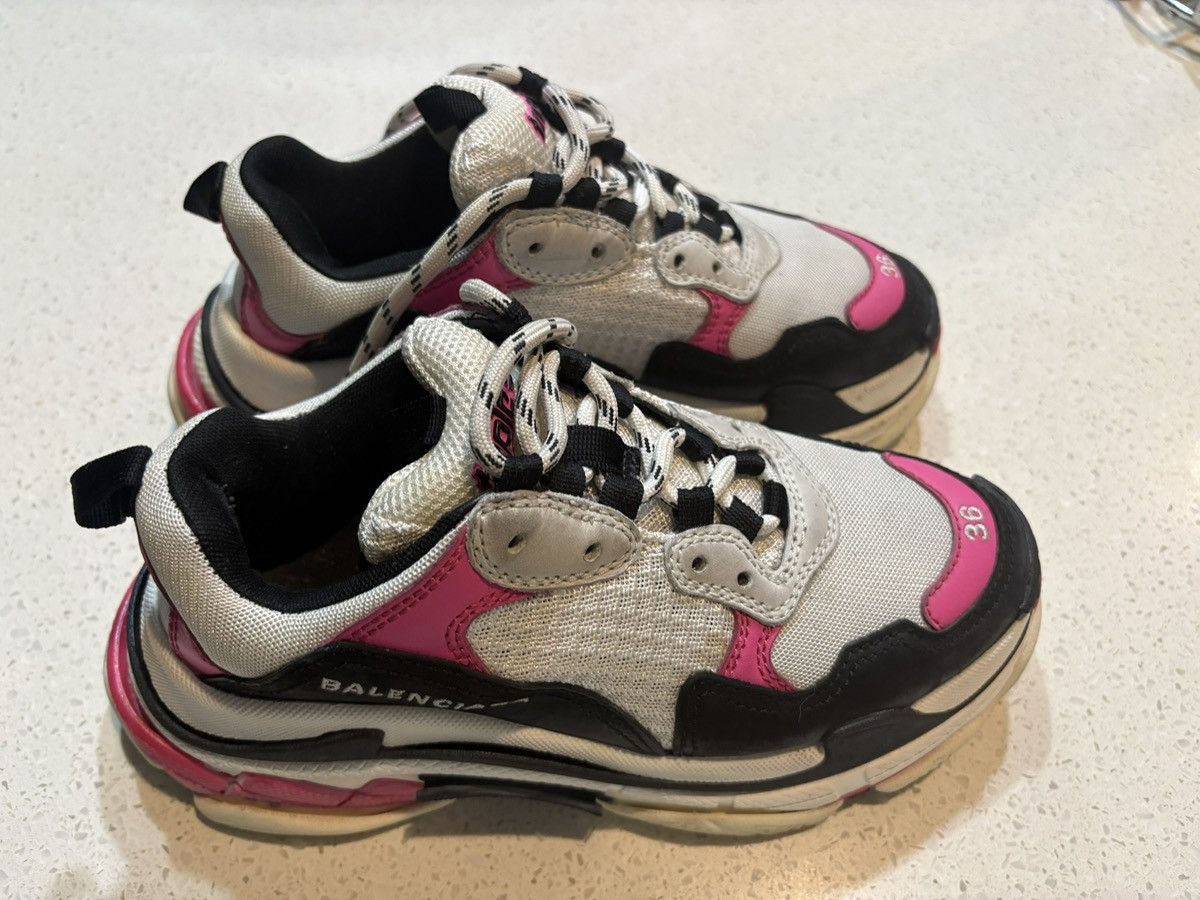 Balenciaga Balenciaga Track Sneaker size us 6 Size US 6 / IT 36 - 2 Thumbnail