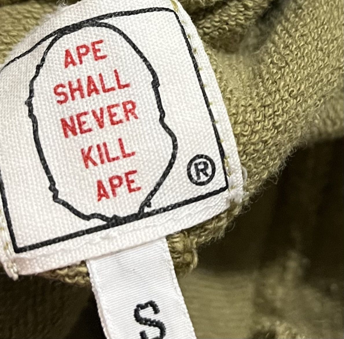 Bape Bape Camo Sweat Shorts Size US 32 / EU 48 - 4 Thumbnail