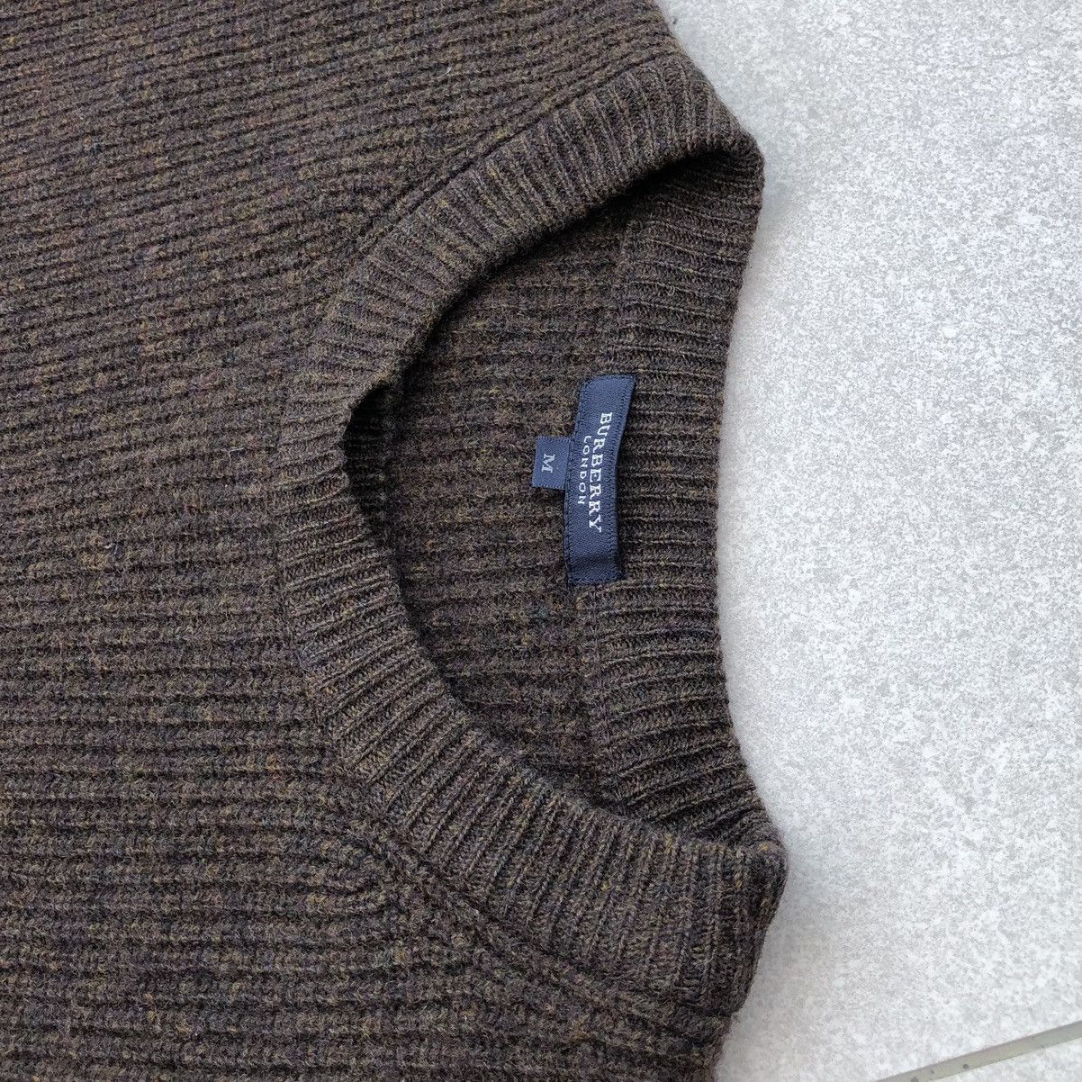 Burberry Burberry London Nova Check Elbow Patch Wool Sweatshirts Size US M / EU 48-50 / 2 - 12 Thumbnail