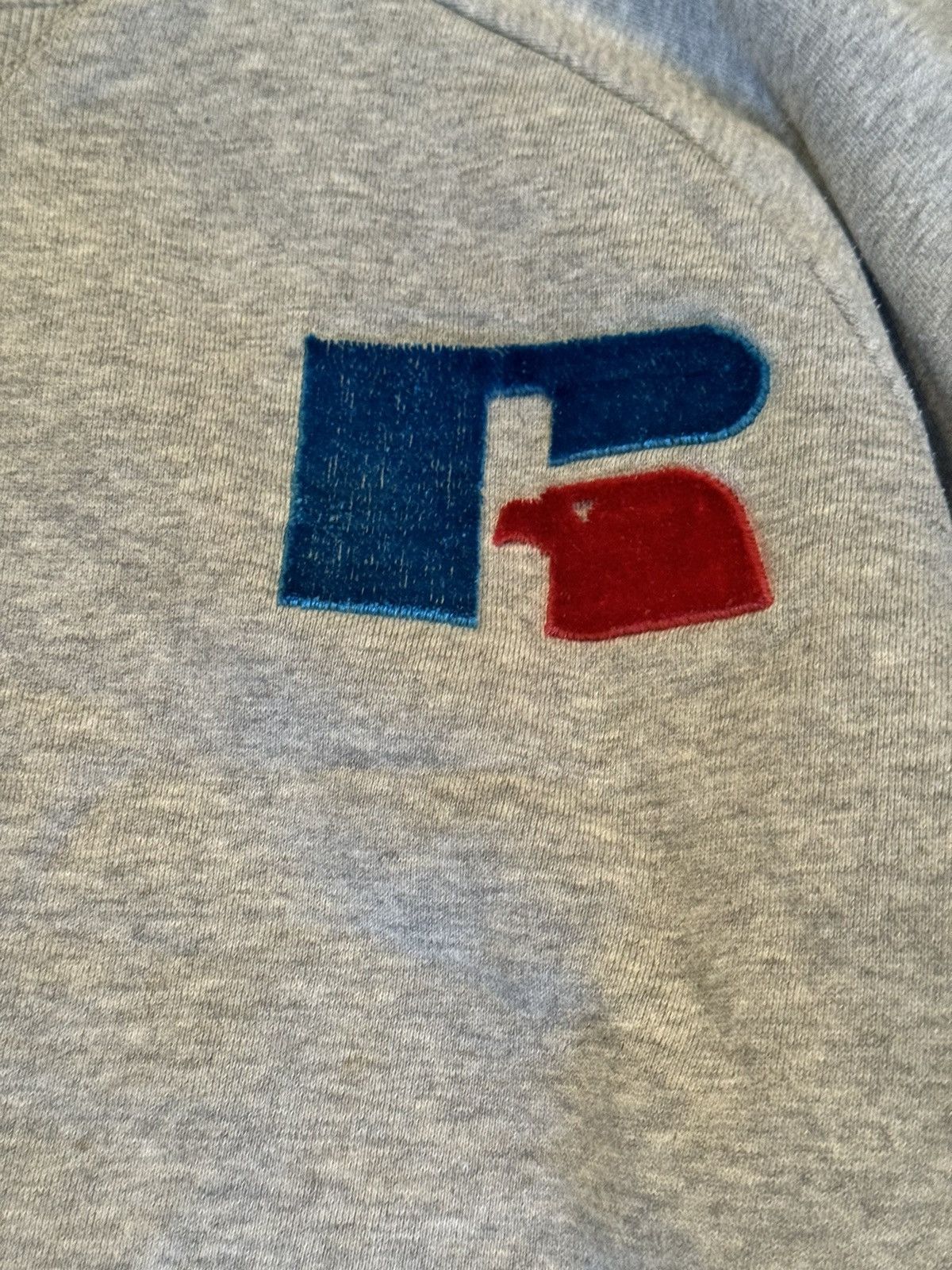 Russell Athletic × Vintage Russell Athletic 2000s vintage logo official sweatshirt Y2K Size US M / EU 48-50 / 2 - 5 Thumbnail
