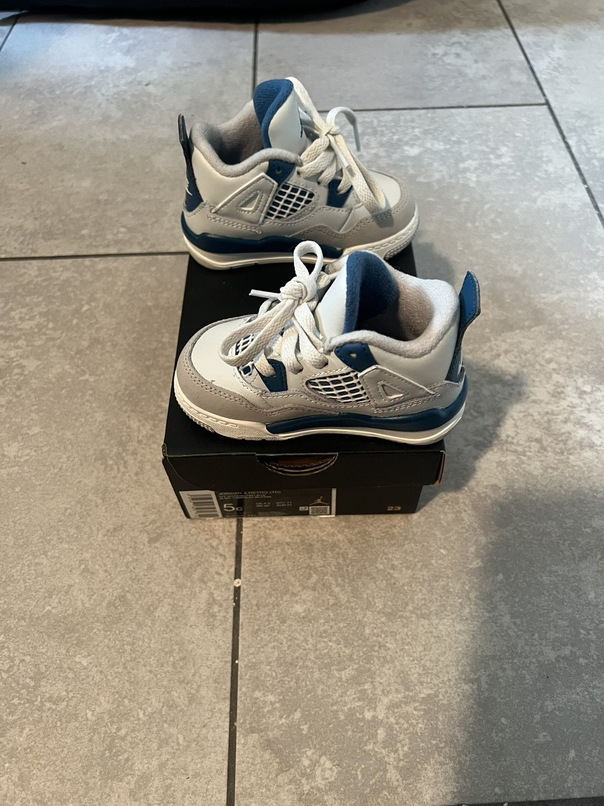 Jordan Brand Air Jordan 4 Toddler Retro ‘Military Blue’ (2024) Size 5C Size US 5 / EU 37 - 6 Thumbnail