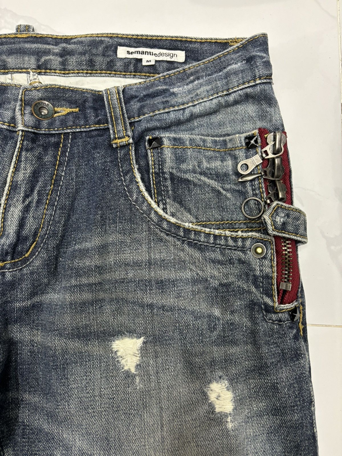 If Six Was Nine SEMANTIC DESIGN FLARED JEANS DISTRESSED DENIM Size US 31 - 10 Thumbnail