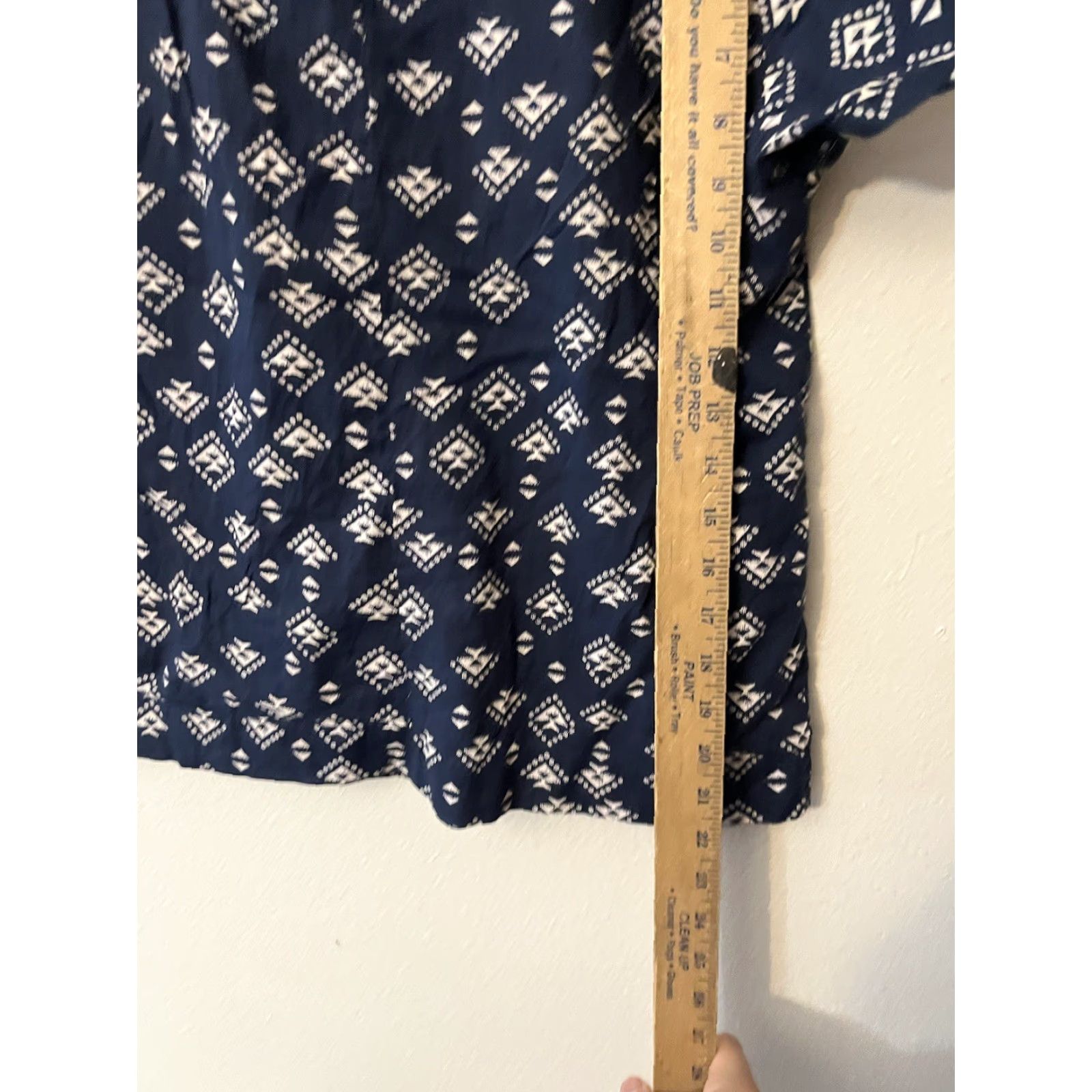 Gap Gap Blouse Short Sleeve Womens M Navy Blue White Geometric Western Print Knit Classic Aztec Summer Casual Shirt Size M / US 6-8 / IT 42-44 - 4 Thumbnail